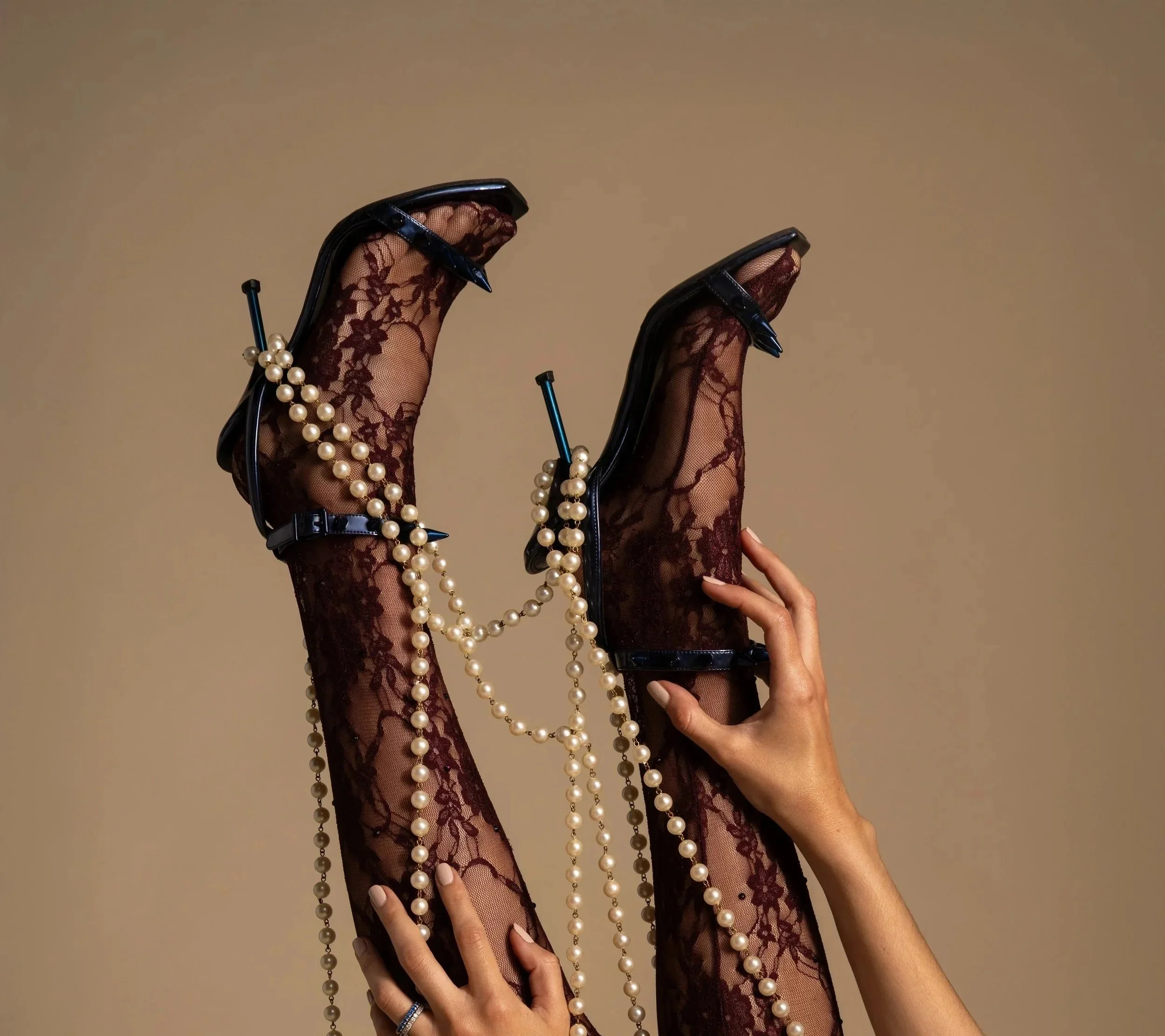 IT Girl: Magazine Editorial