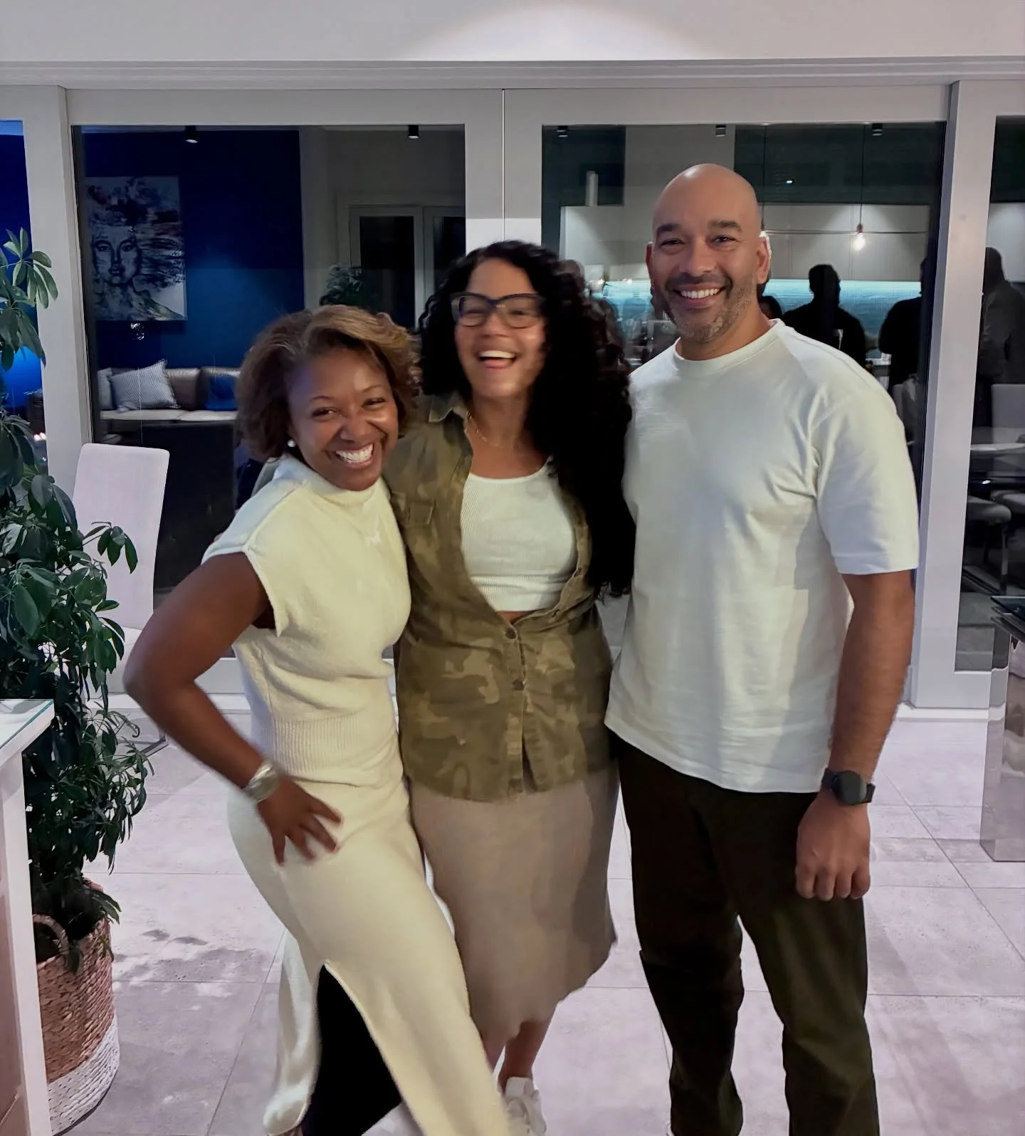 #Day24 of 30 I&rsquo;ve realized that the best way to experience the things you imagine (if they don&rsquo;t exist) is to create them! I ❤️ music so much and thought it&rsquo;d be fun to share that love with other people. So we started The Music Love