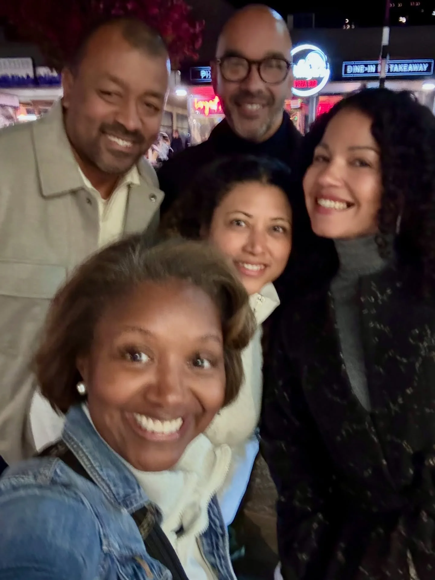 #Day30 of 30! Made it! Hanging out with these amazing people @docyadi @iancupidon in #queenstownnz ! #goodtimes  #beingshealove ❤️