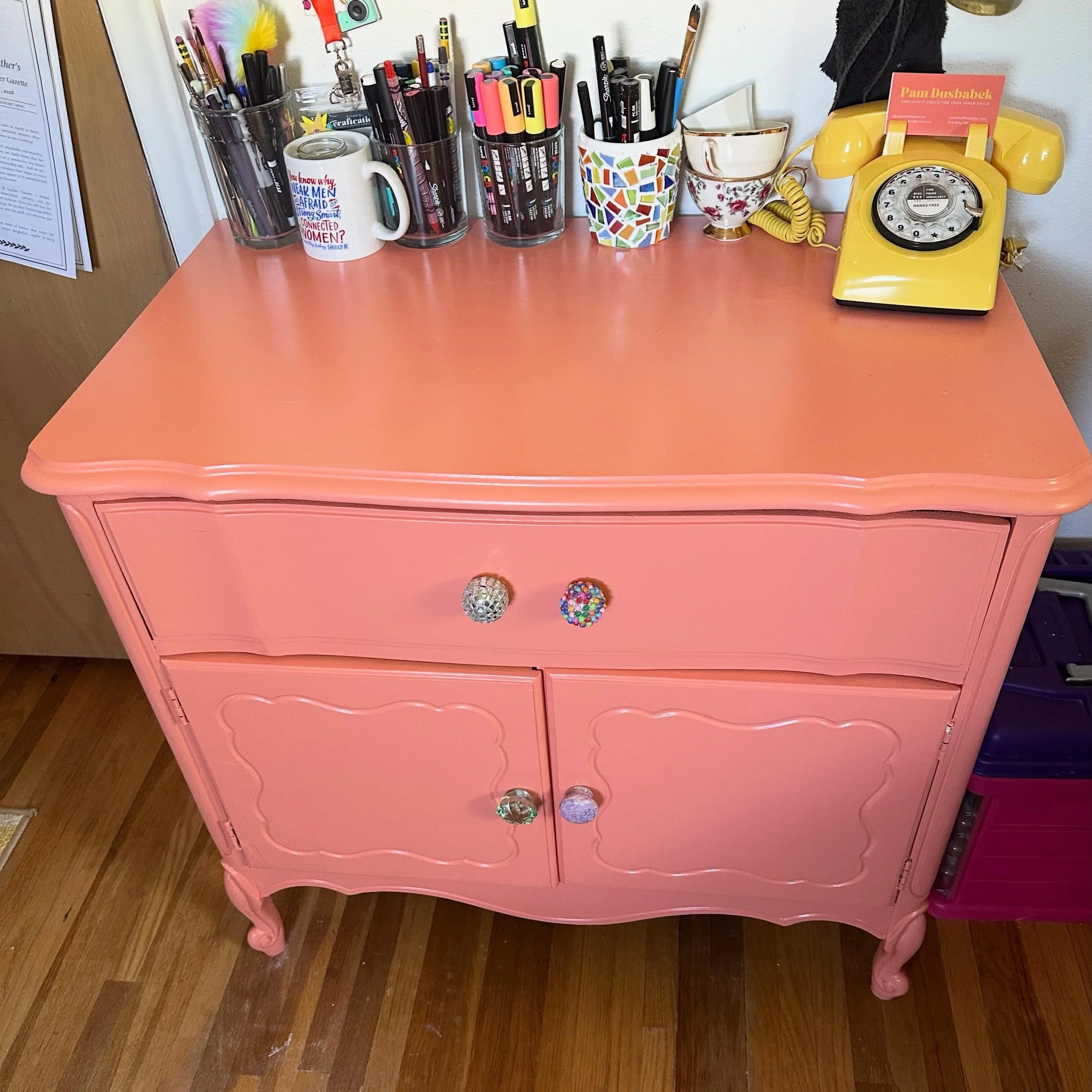 Garage sale weekend was very successful! Babes this cute side dresser (what is it actually called?!) and fixed it up to be perfectly creatively chaotic JUST LIKE ME! I love her. She's beauty she's grace, she's functional and she's mine. 

Score.
