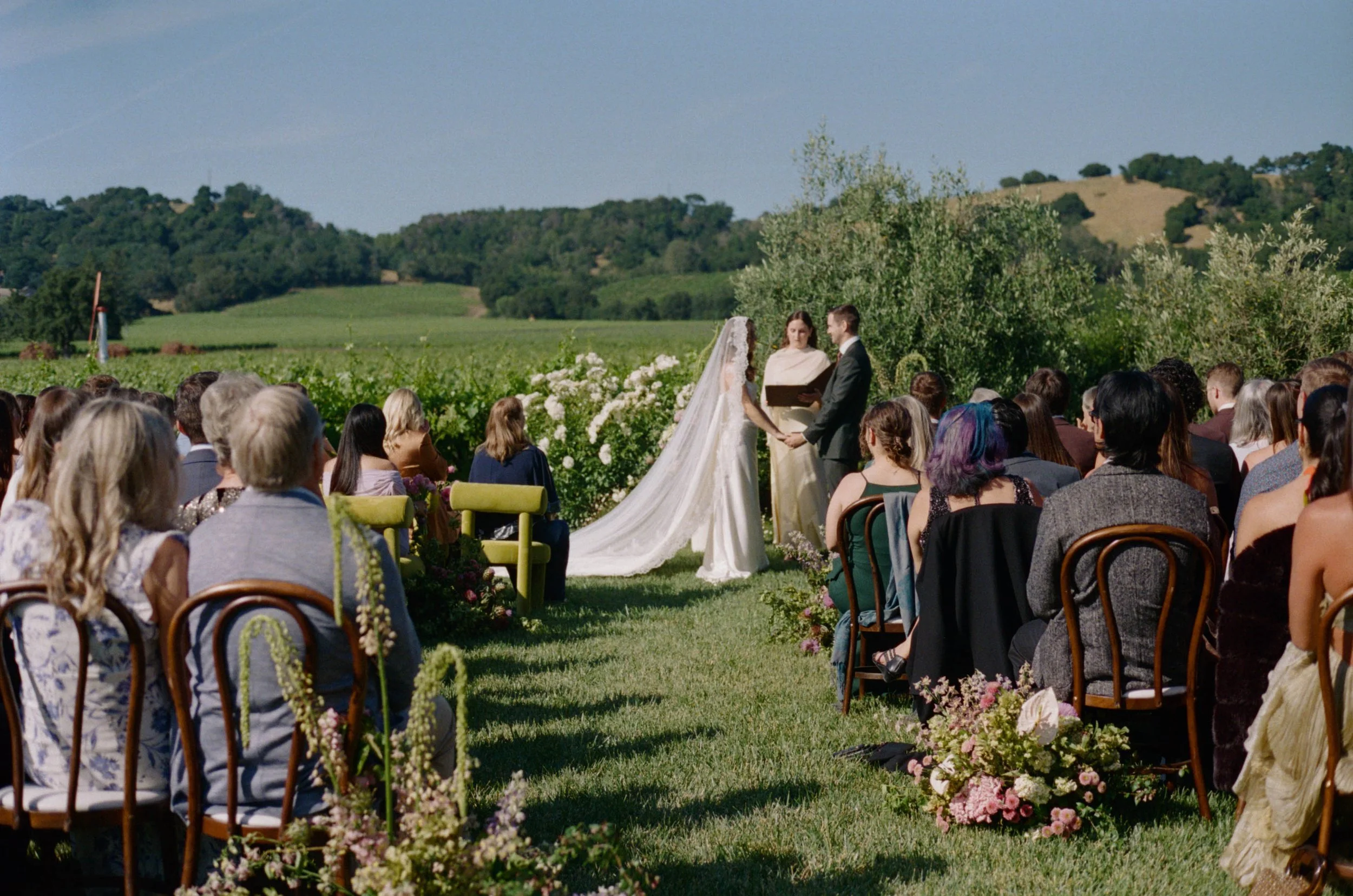 JULIEJORDAN_BROOKEANDJOSH_GRAMMVINEYARD_PREVIEW-68.jpg