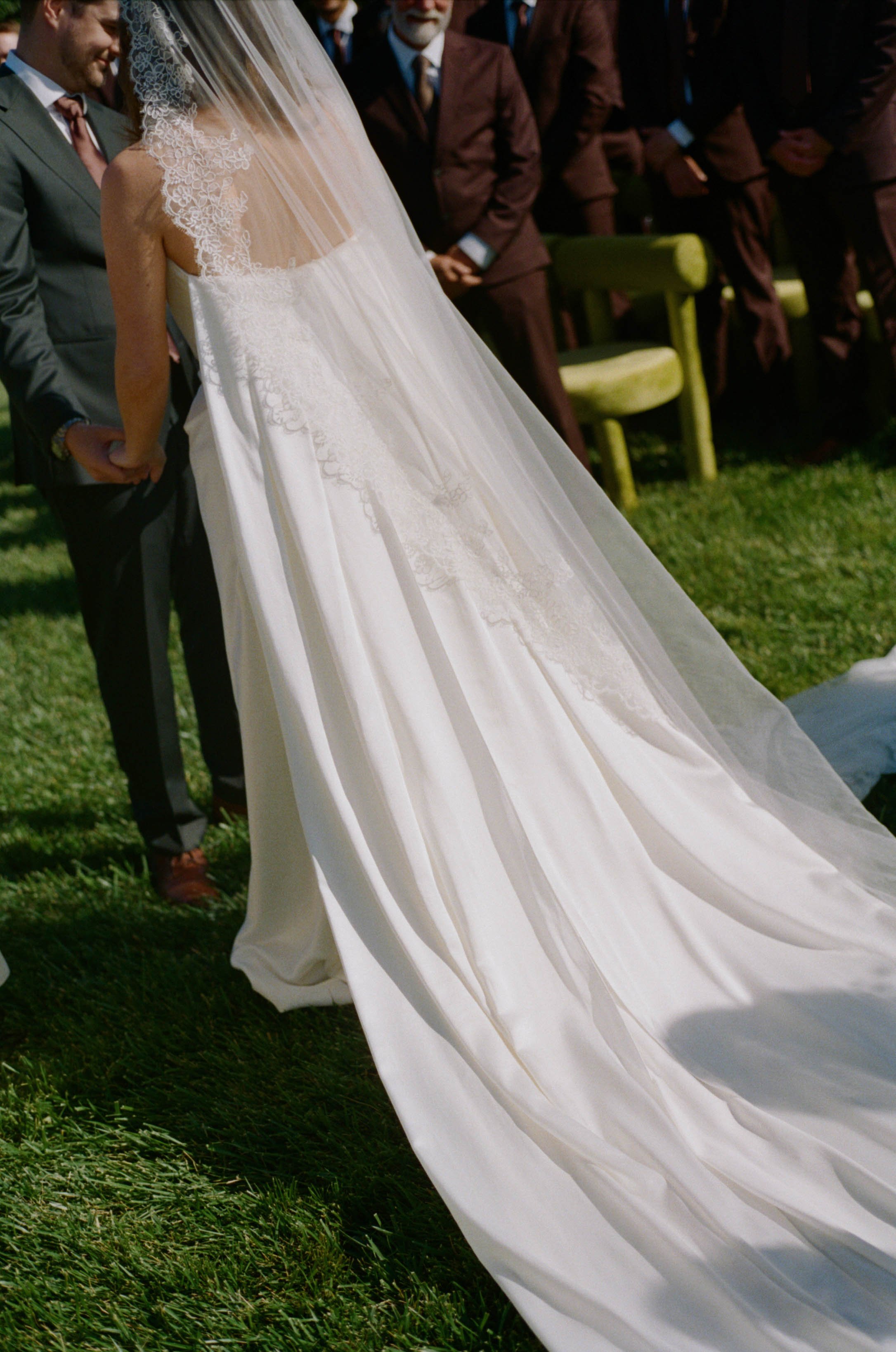 JULIEJORDAN_BROOKEANDJOSH_GRAMMVINEYARD_PREVIEW-48.jpg