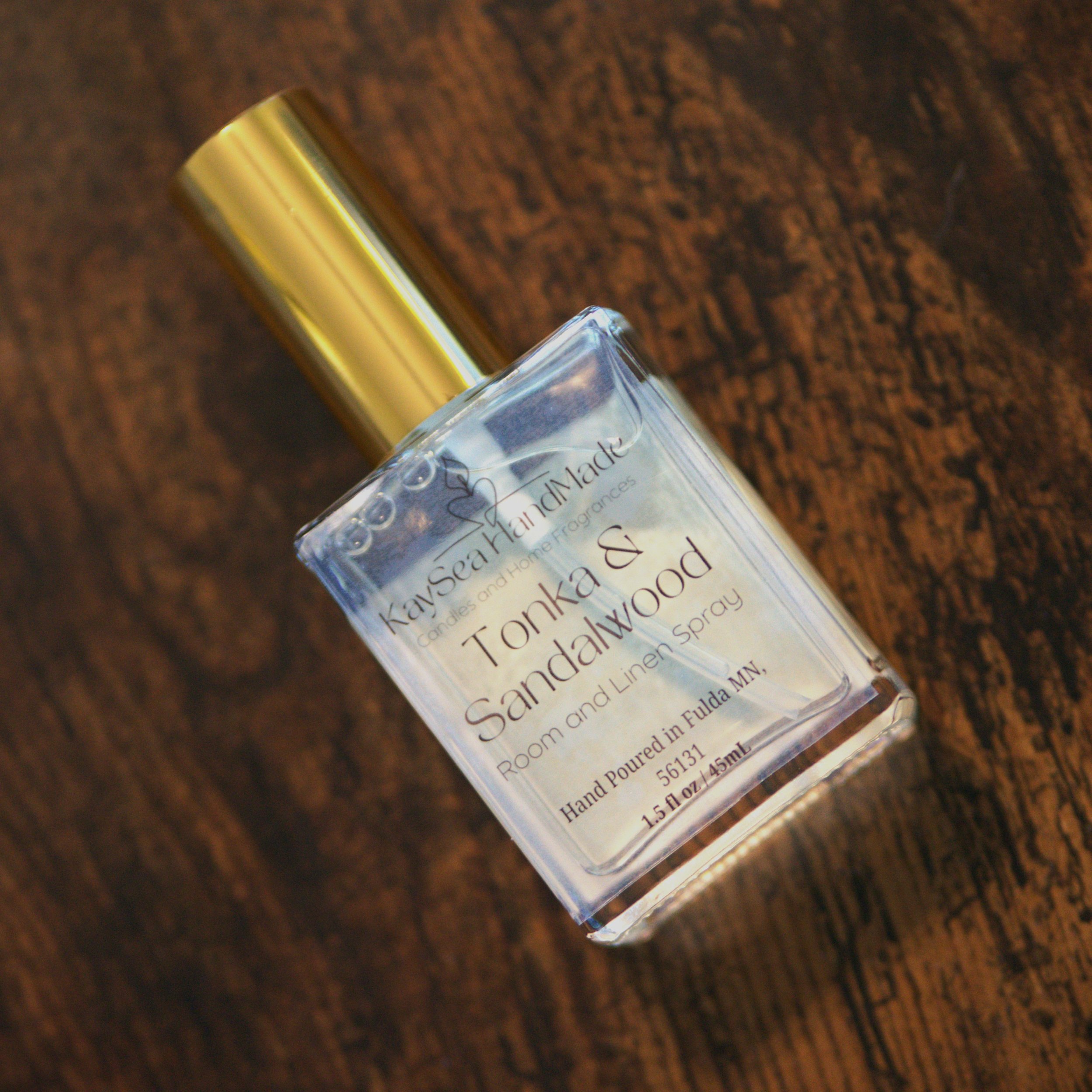 1.5 fl oz Tonka and Sandalwood