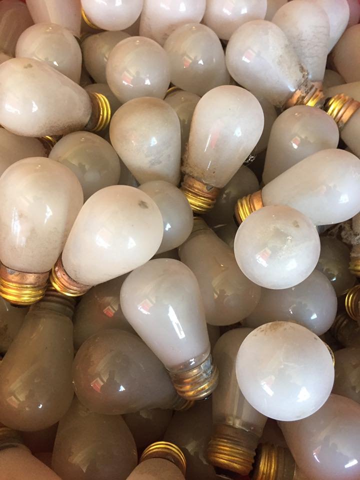Use Marquee bulbs from the Fischer Theatre