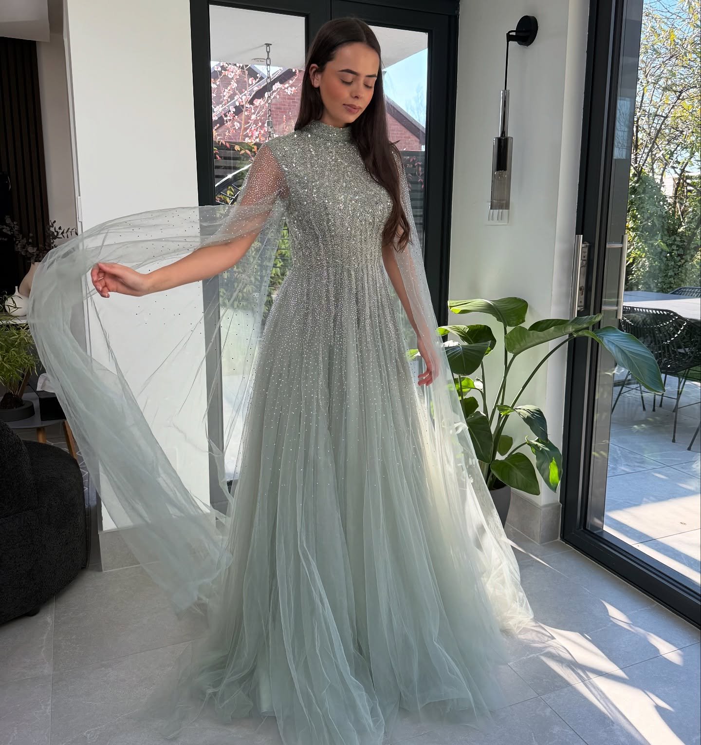 High collars, beautiful beadwork and flair sleeves. The best combination 🤍
Available online and in store at Boutiq1
#prom #promgown #promdress #gown #modestgown #modestfashionblogger #modestweddingdress #modestwear #modestclothing #modestdresses #