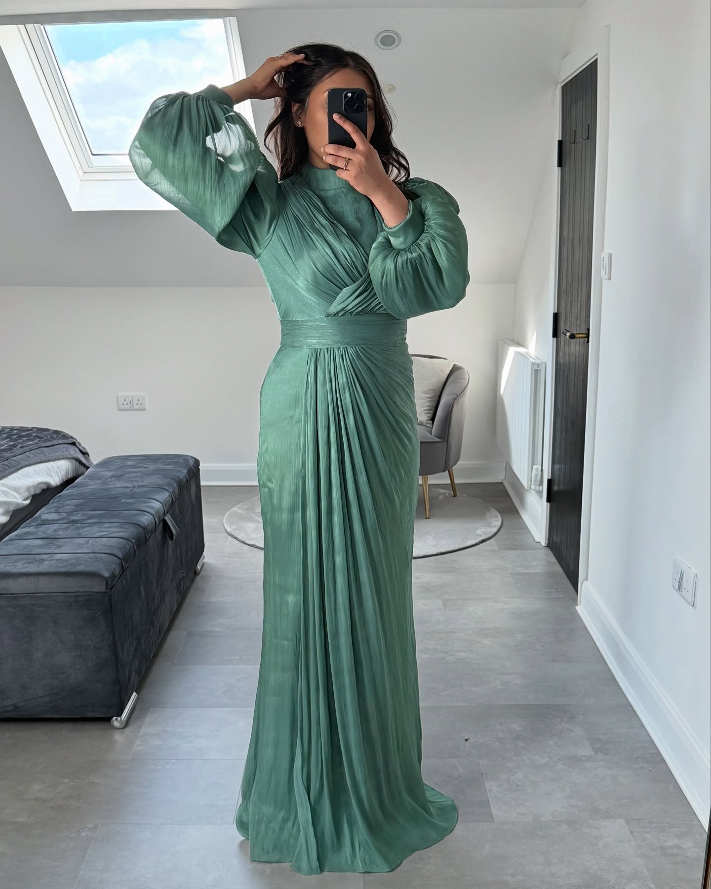 Sun’s out, pastel flowy dresses are out ☀️
All we need now is an iced coffee in our hand (our current obsession ☕️)
#greendress #modestdress #modestgown #modestfashionblogger #modestweddingdress #modestfashion #wedding #abiye #dress #dresses