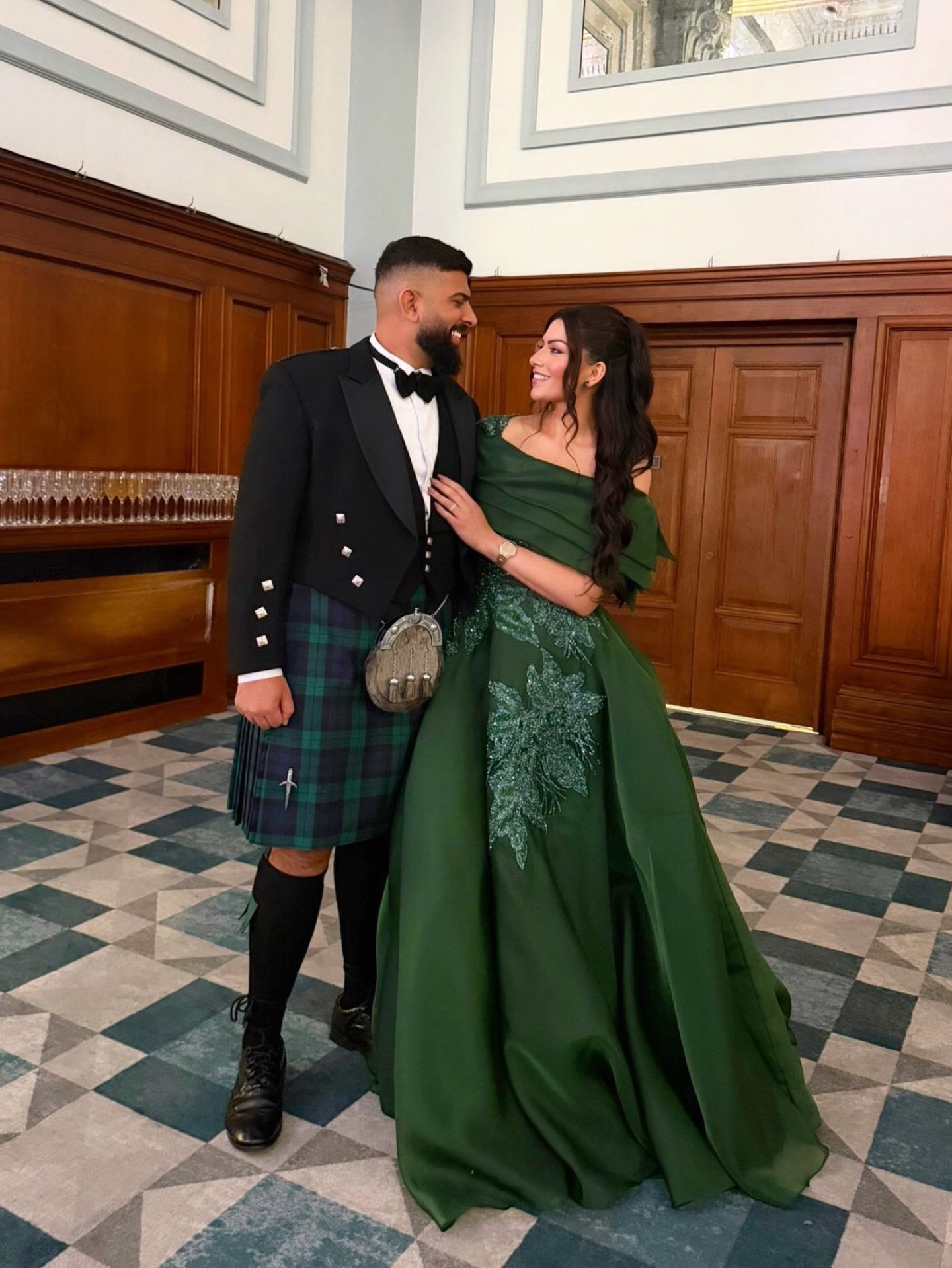 Spotted: a beautiful customer looking regal in her Boutiq1 gown. We love being blown away by your photos 🥰💚 

#spotted #ootd #gown #styleinspo #prominsp #promgown #promdress