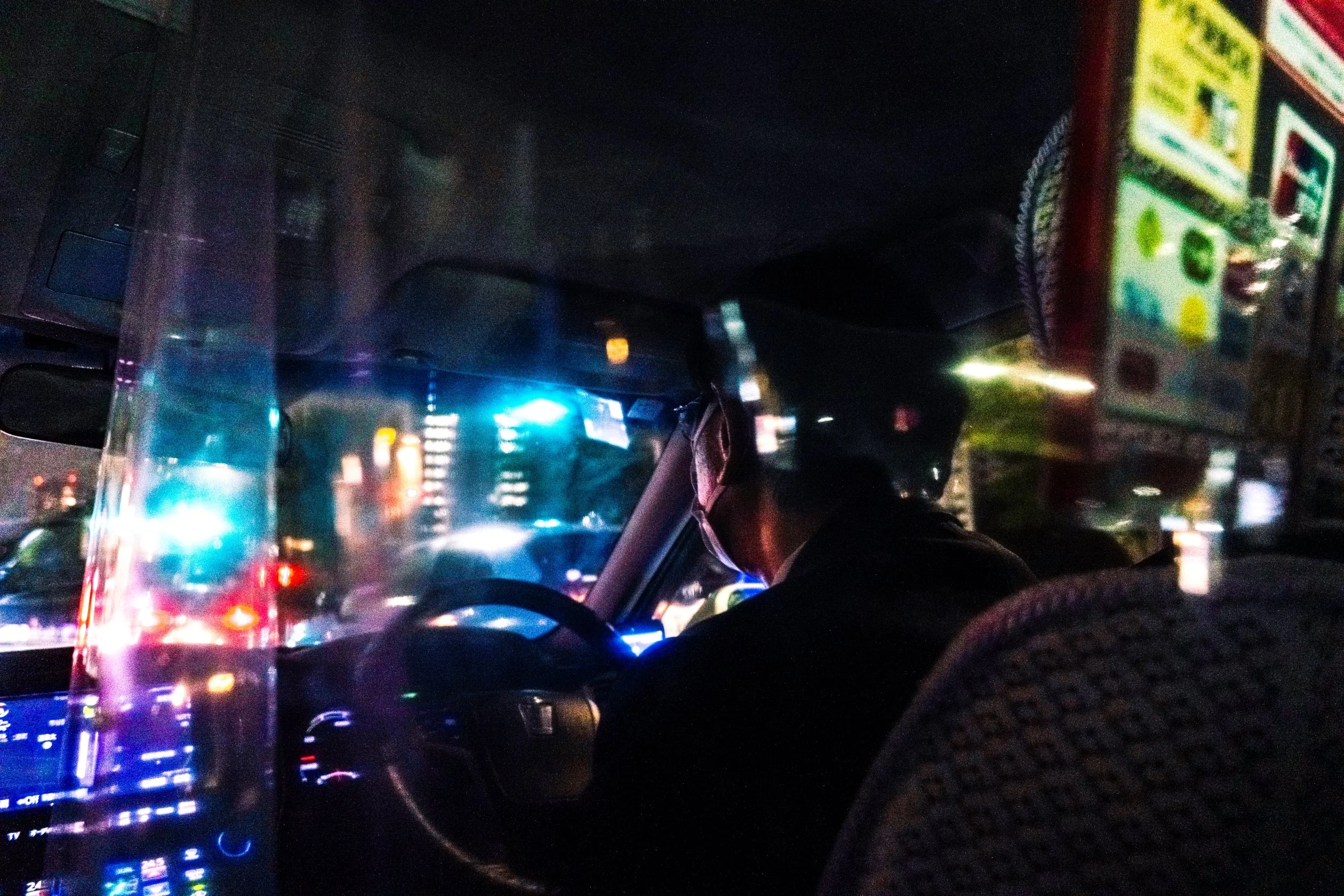 08-26-TOKYO-TAXI-BD.jpg