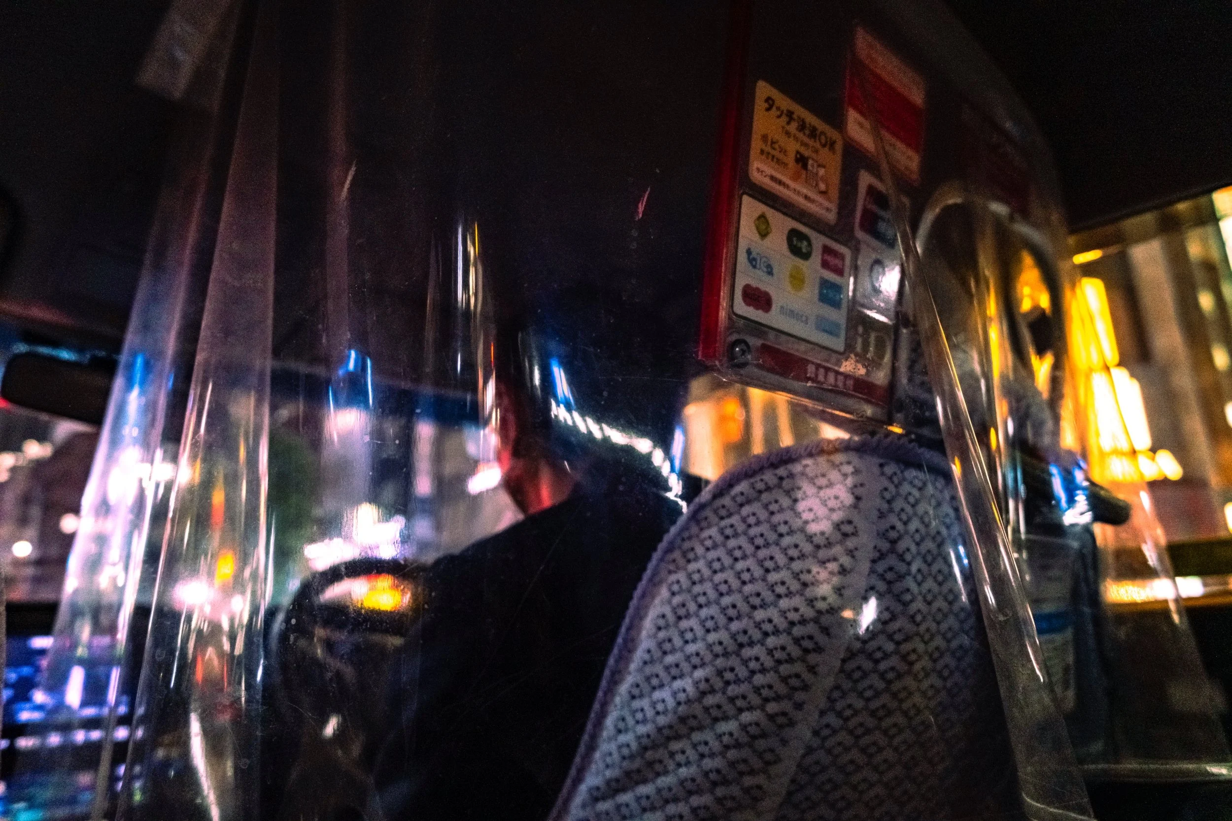 22-48-TOKYO-TAXI-BD.jpg