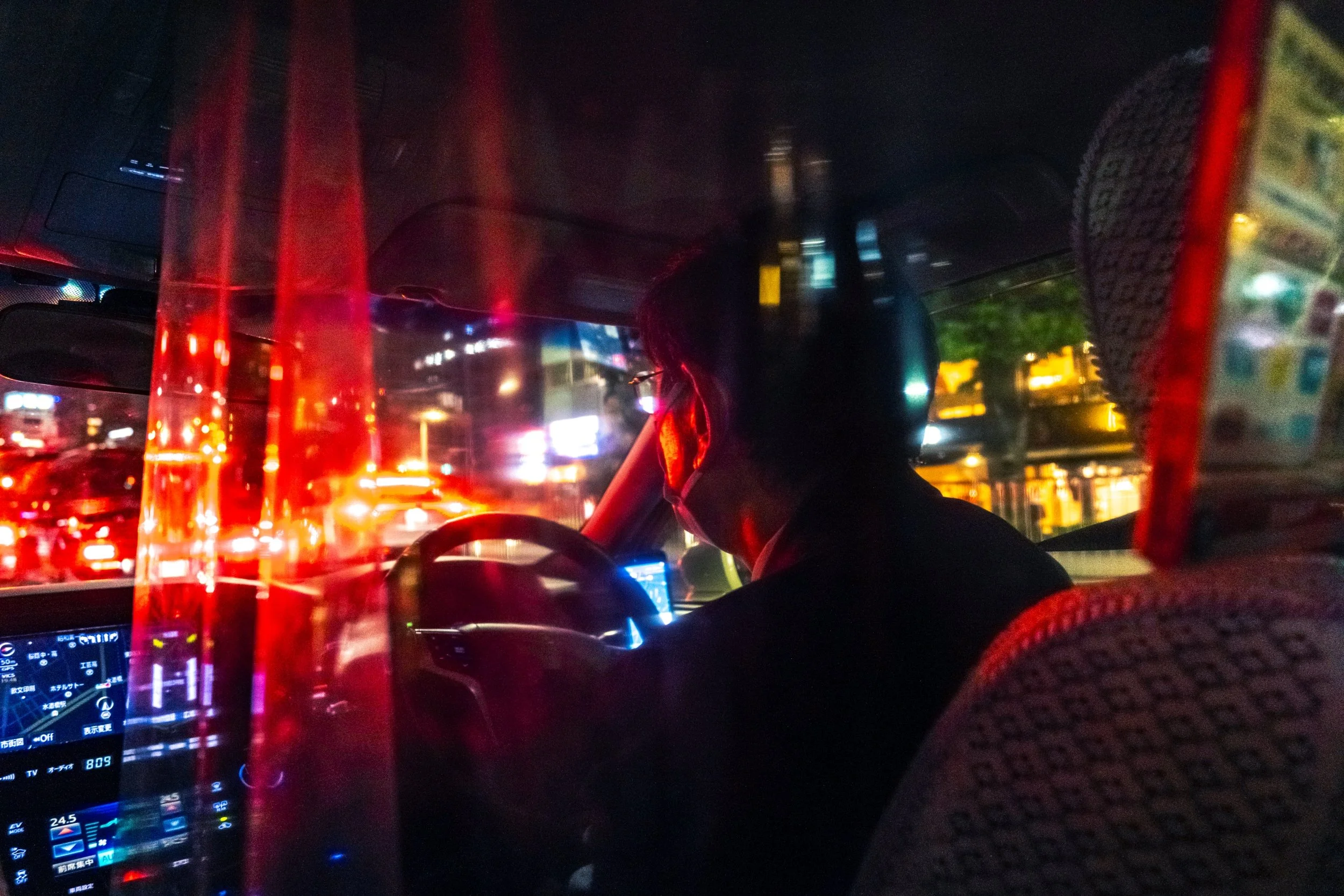 01-28-TOKYO-TAXI-BD.jpg