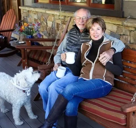 Rosalind & Hal on the swing: beloved Aspen, coffee, and relaxation!