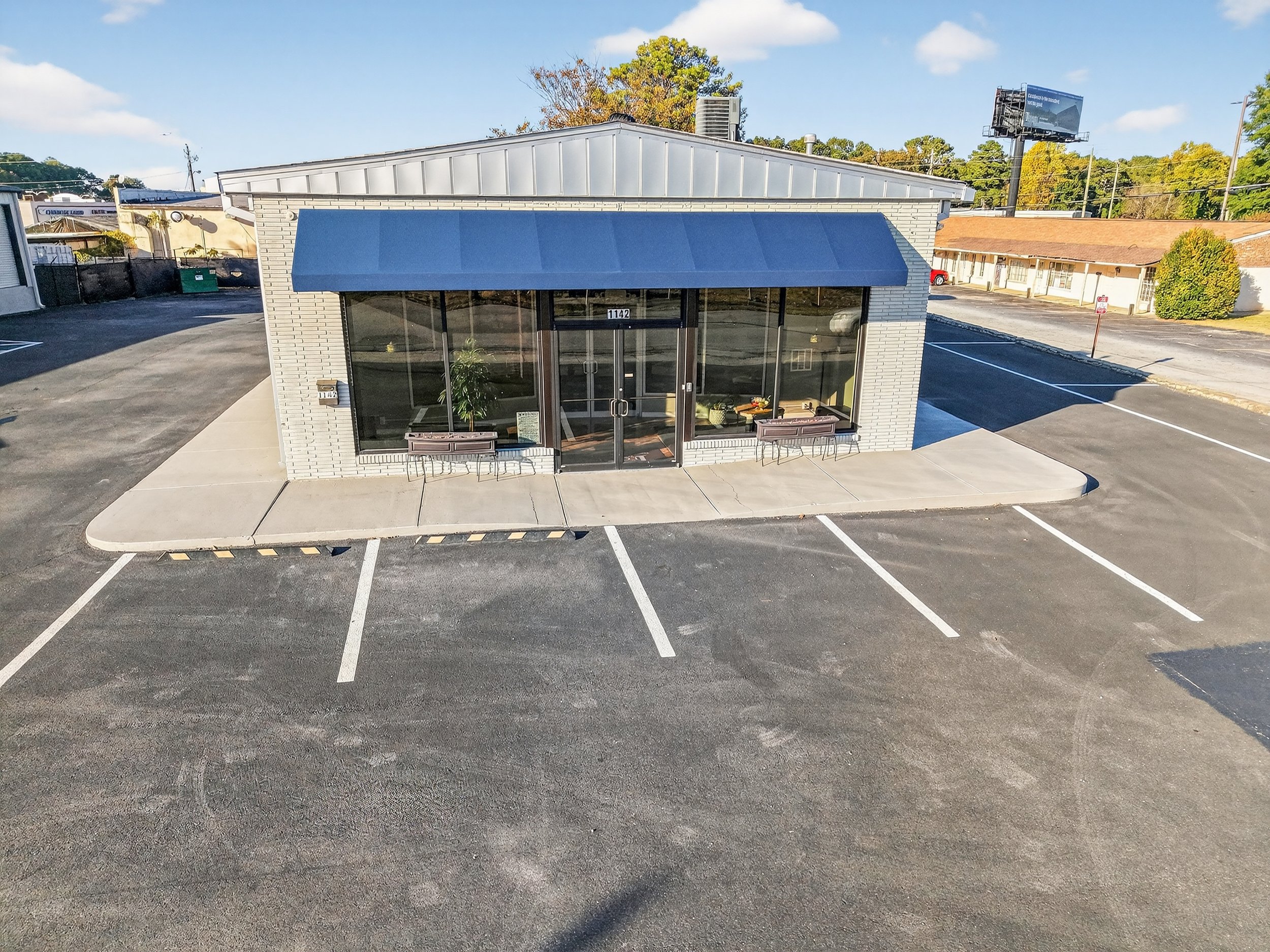 COMMERCIAL REAL ESTATE