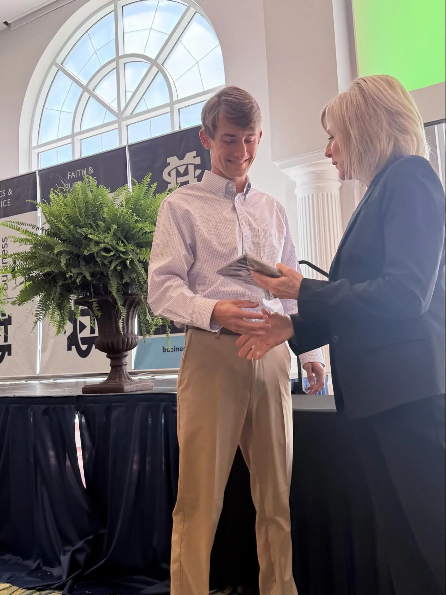 🎉Congratulations Reed! 🎉

We&rsquo;re incredibly proud to celebrate our second time intern and soon to be full time staff accountant, Reed Travelstead, who was honored at the Mississippi College School of Business Awards Ceremony with three prestig