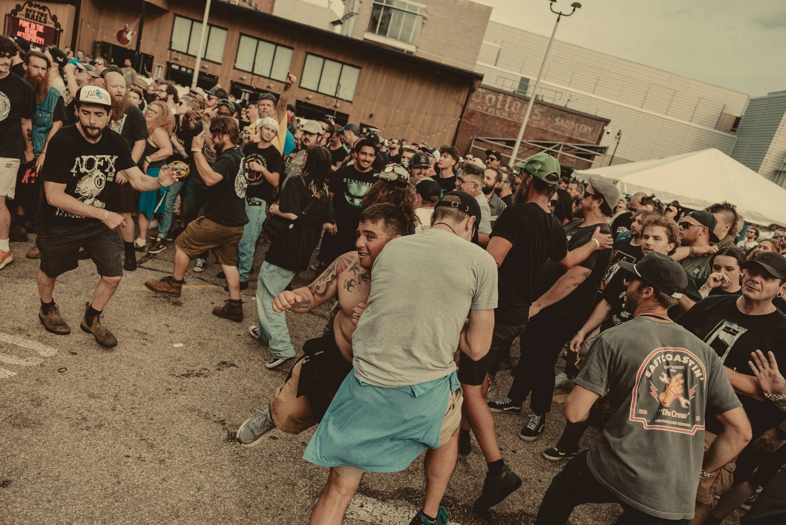 WorcesterCrowd16.jpg