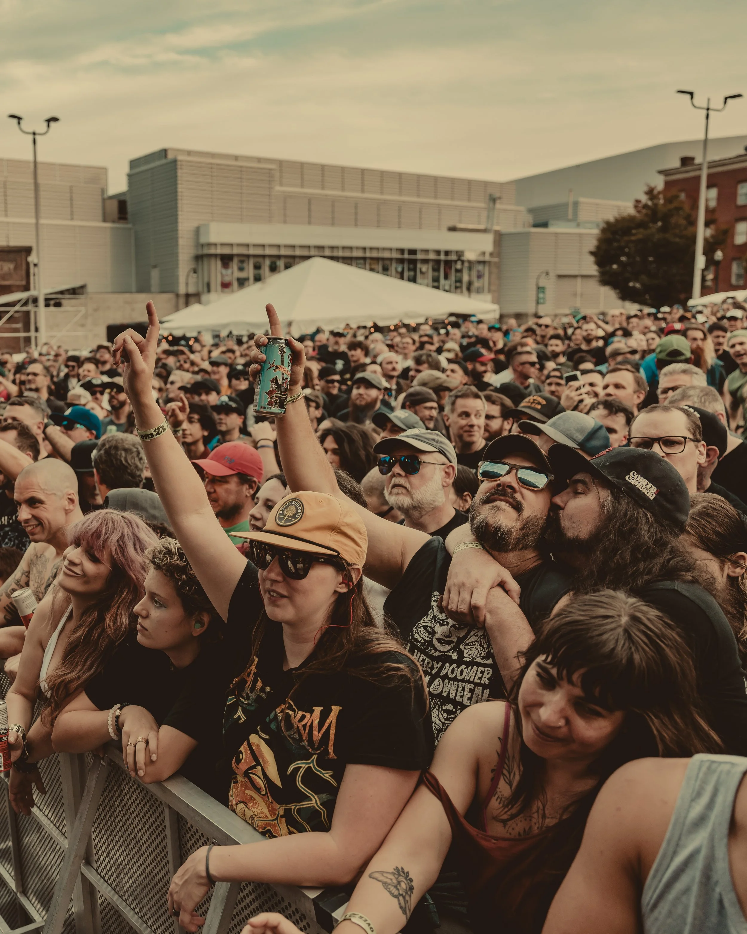 WorcesterCrowd25.jpg