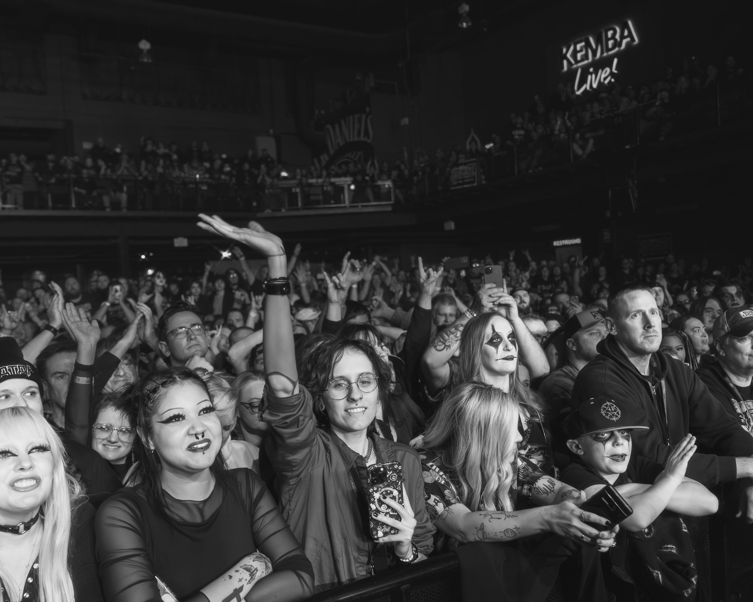 2025-11-22 - Crowd-7.jpg