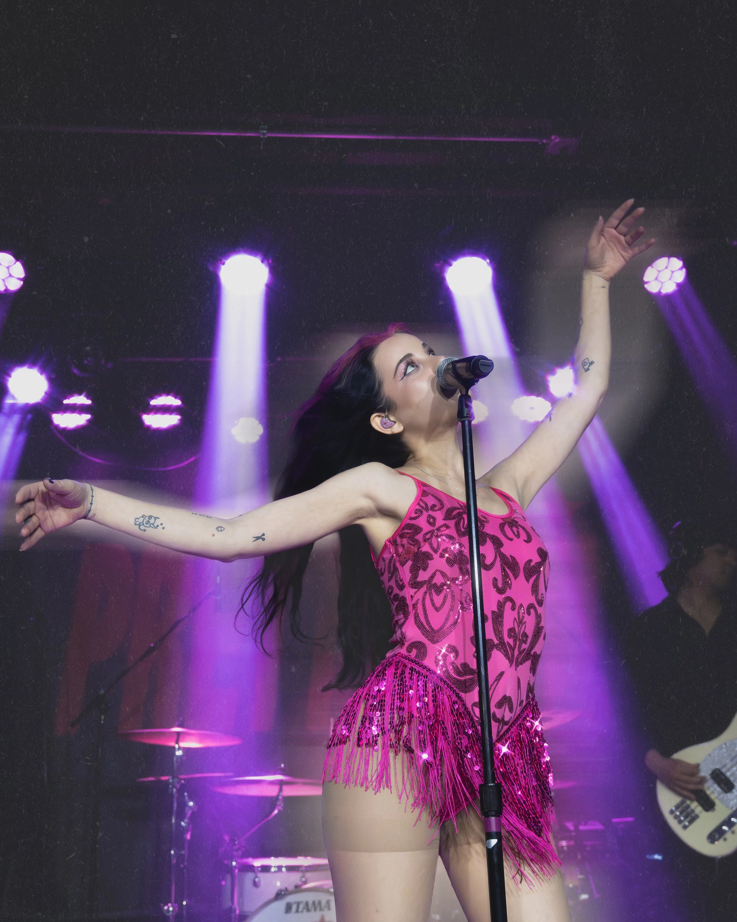 2026-01-23 - ELLISE - A&R BAR-2.jpg