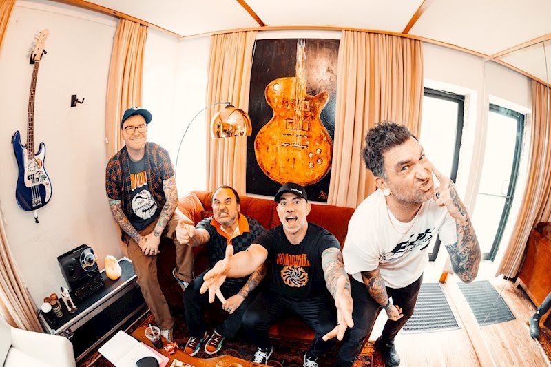 New Found Glory return with Listen Up!, first album in six years