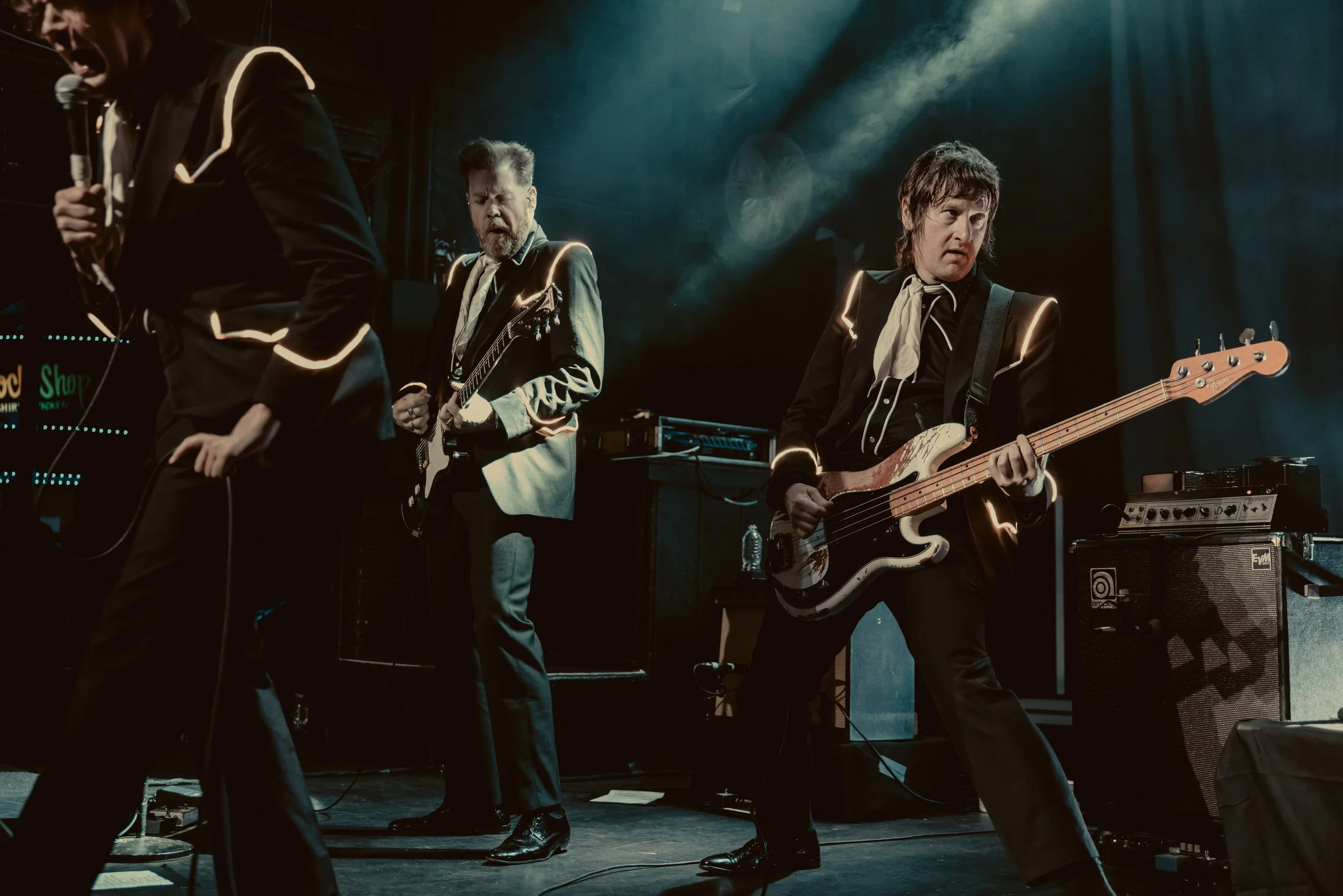 TheHives_NewHaven01.jpg
