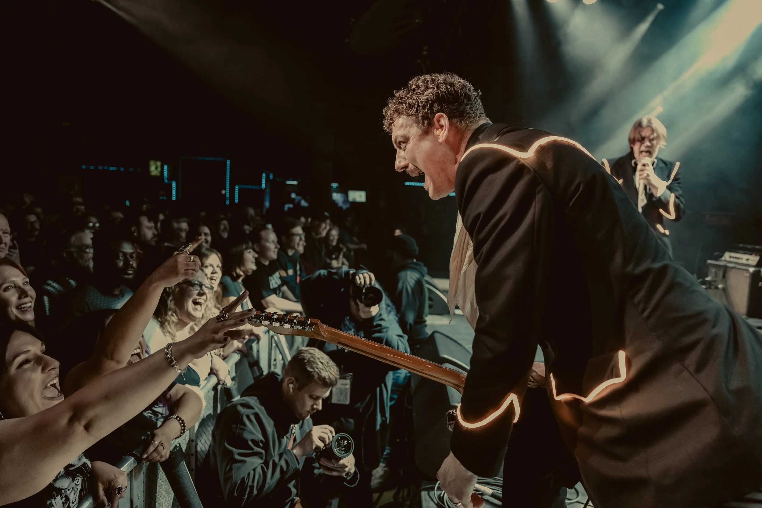 TheHives_NewHaven06.jpg