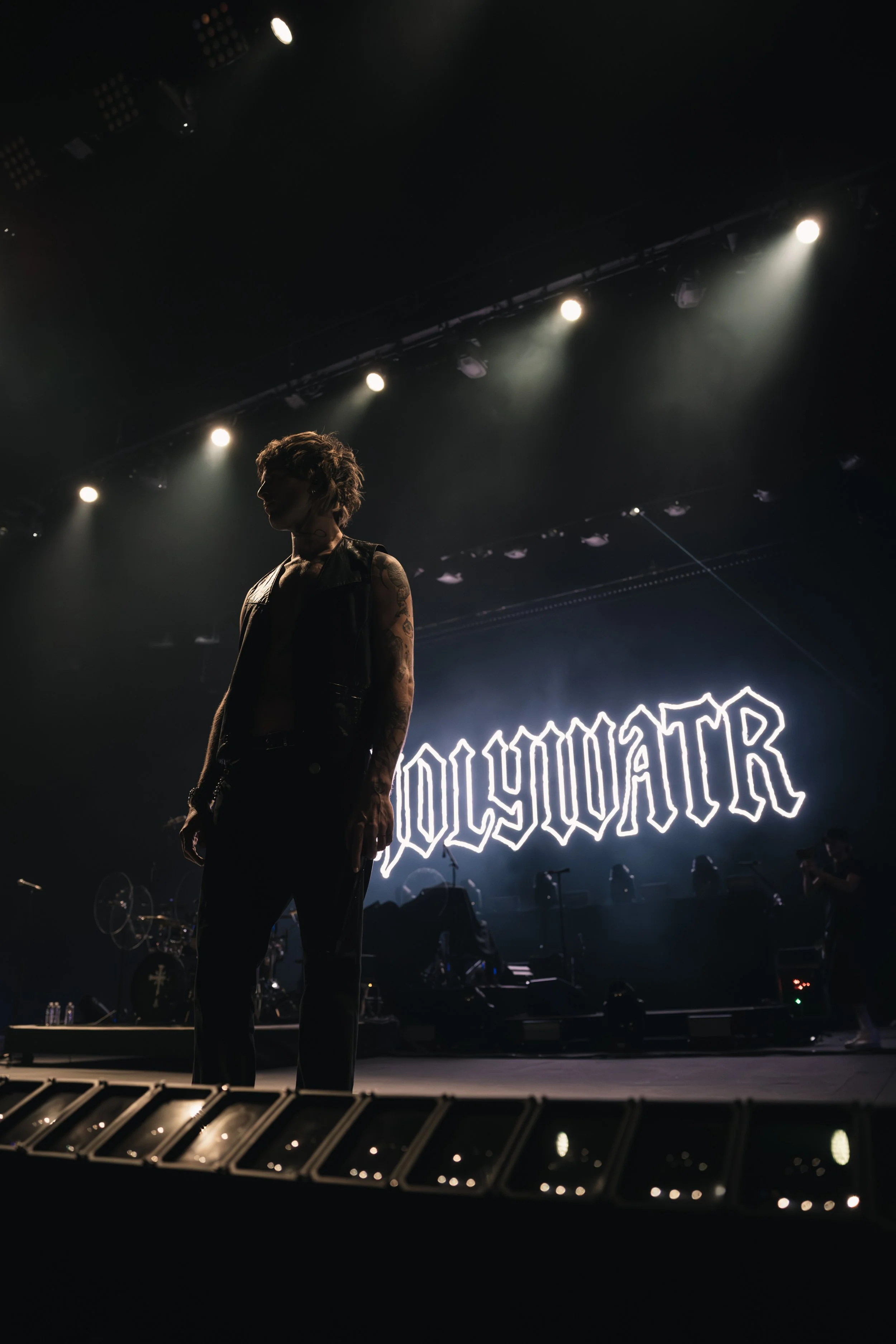 Holy-4.jpg