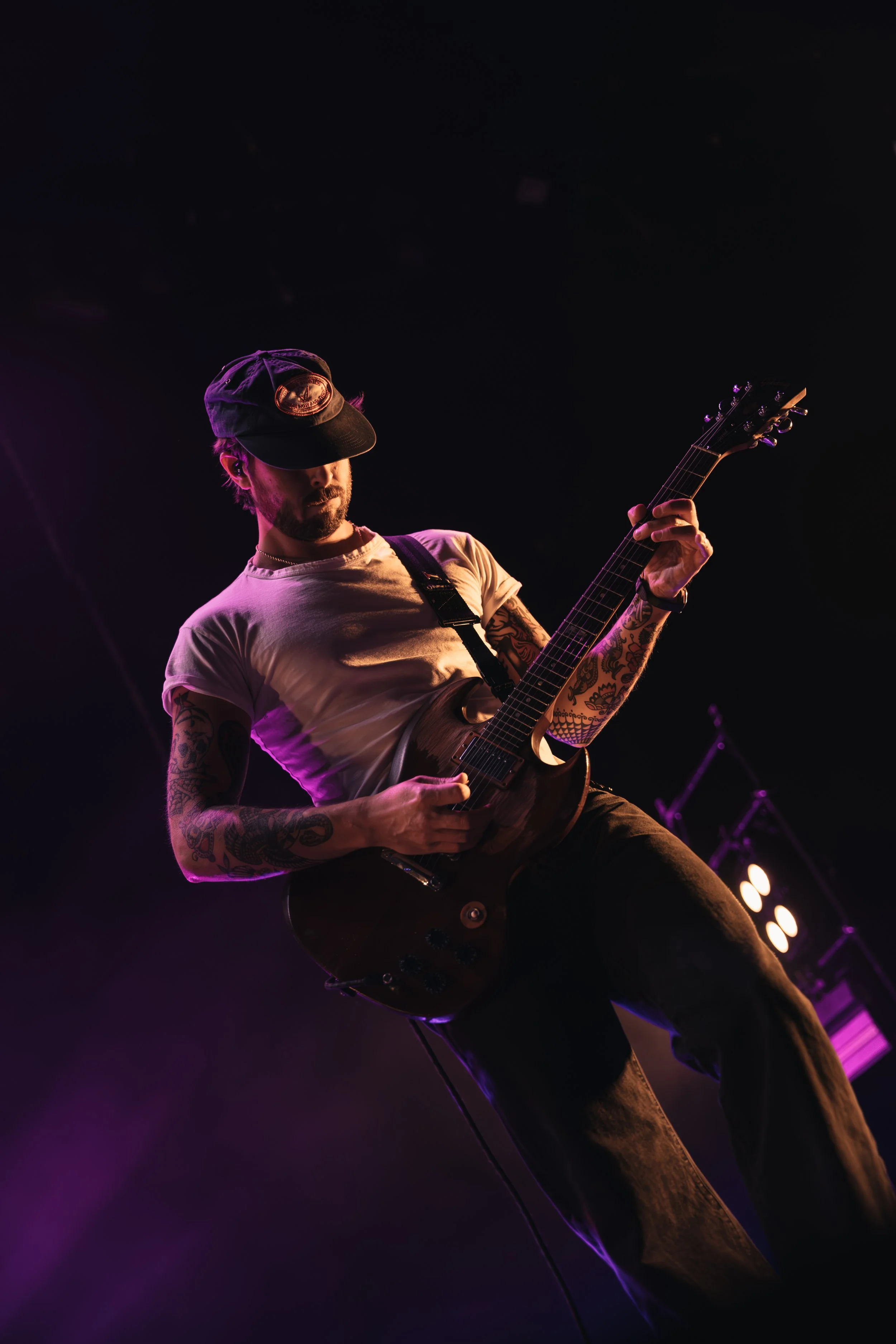Knuckle-2.jpg