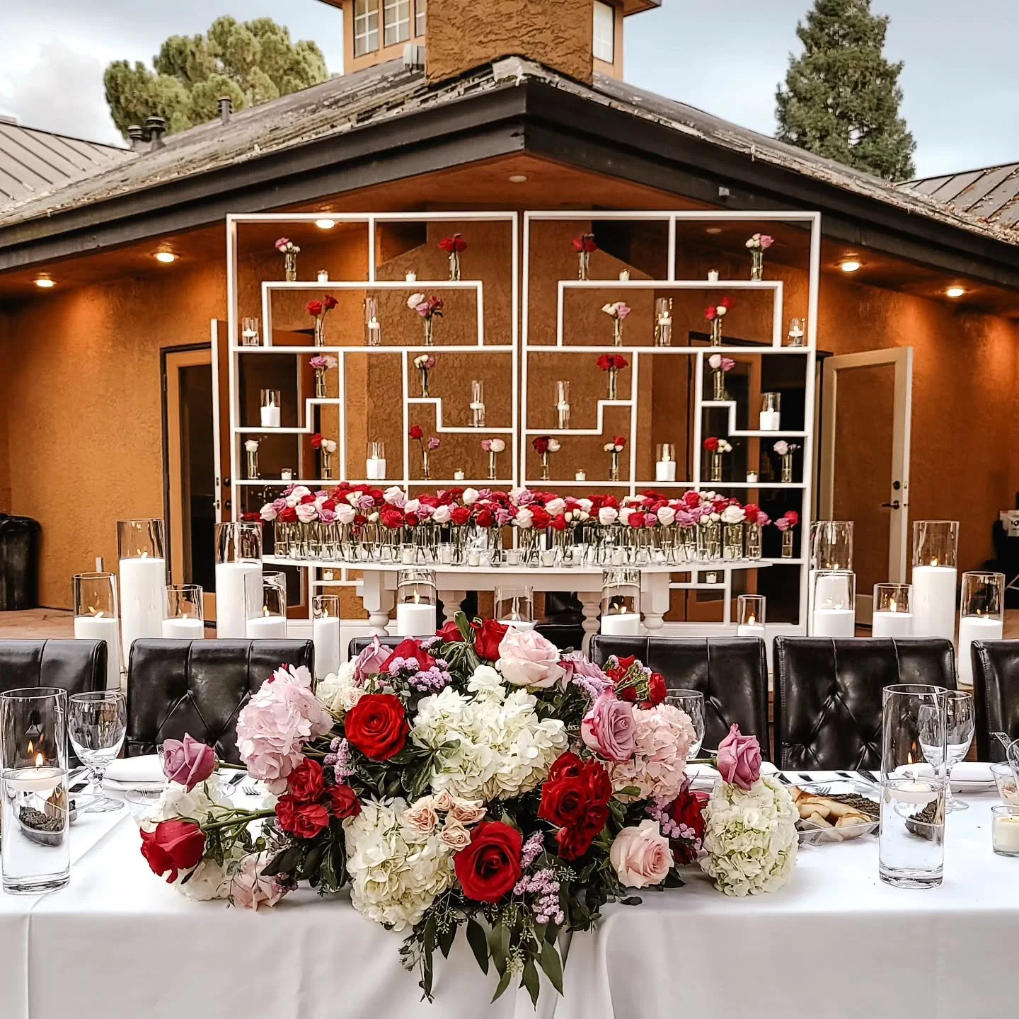 Beautiful wedding last weekend with a pop of color 🤍🩷💜❤️

#californiaflorist #centralvalley #centralvalleyflorist #centralvalleyweddings #merced #modesto #modestoflorist #mercedweddings #modestowedding #norcal #norcalflorist #norcalwedding #209 #2