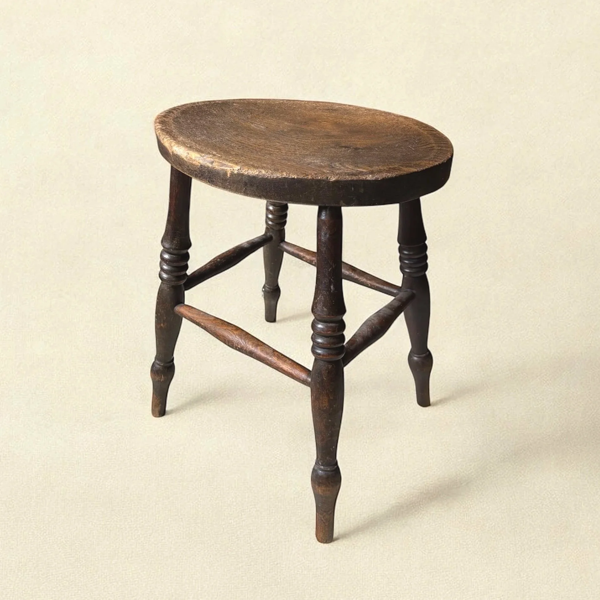 Oval Top English Pub Stool with Turned Legs