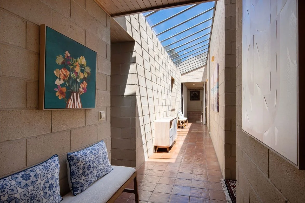 Hallway.jpg