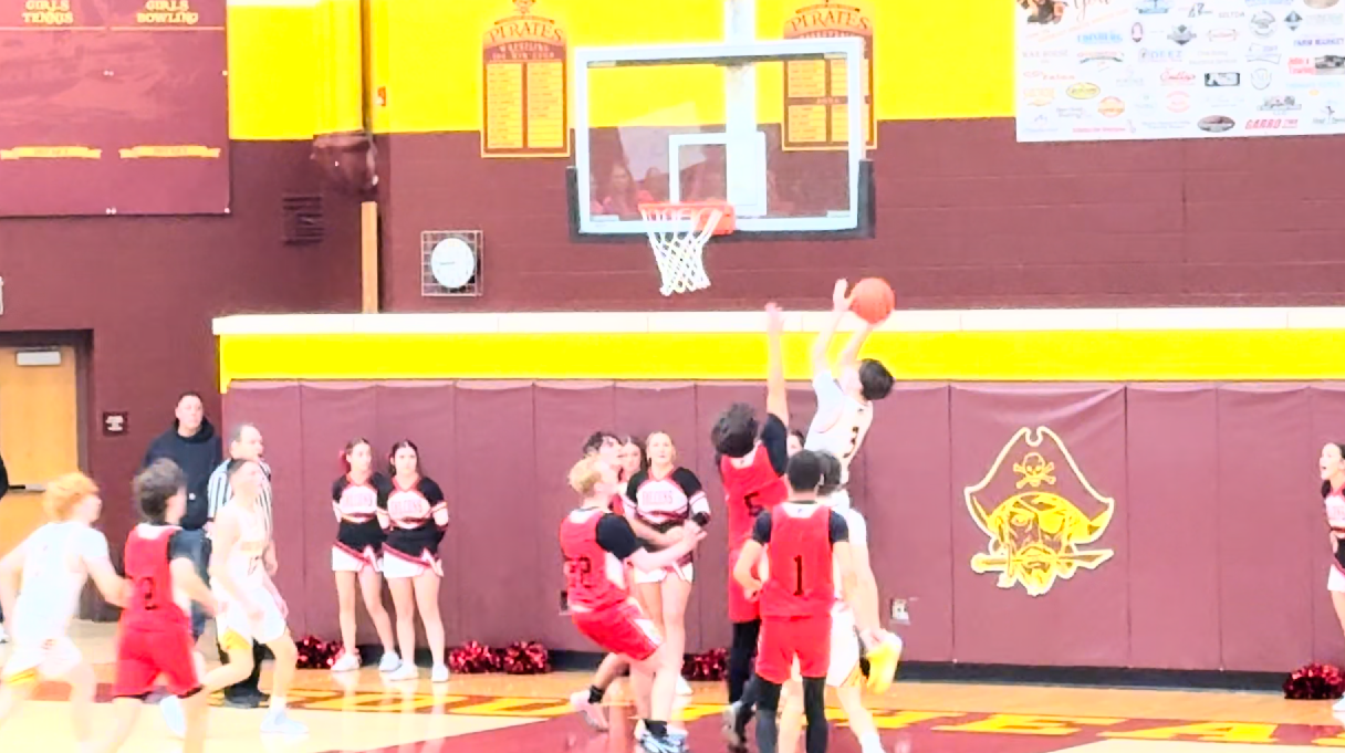 Southeast uses 23-0 3rd quarter run to put away Field 57-28