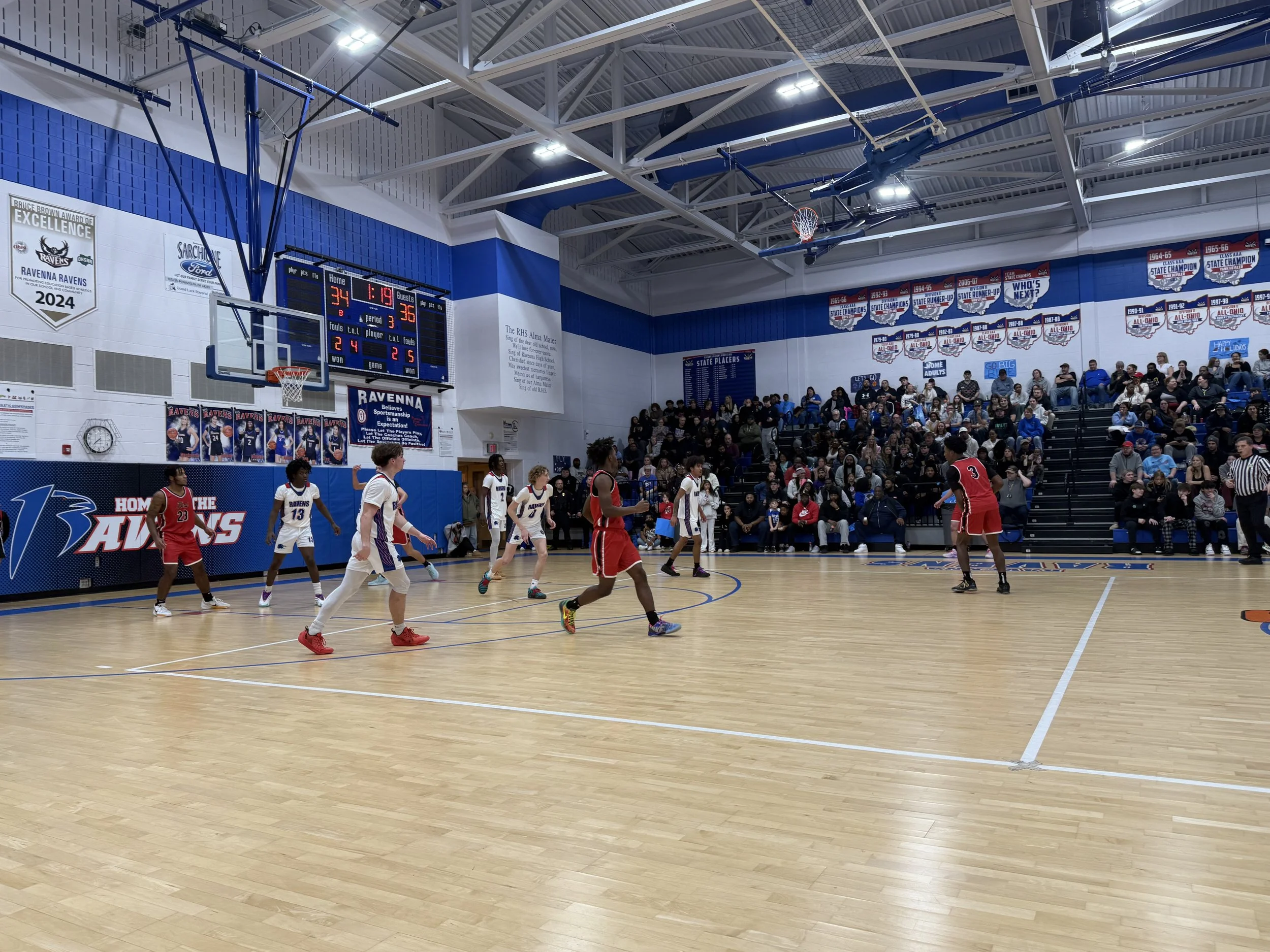 Roosevelt outlasts Ravenna 54-48 in the day of rivalry games nightcap