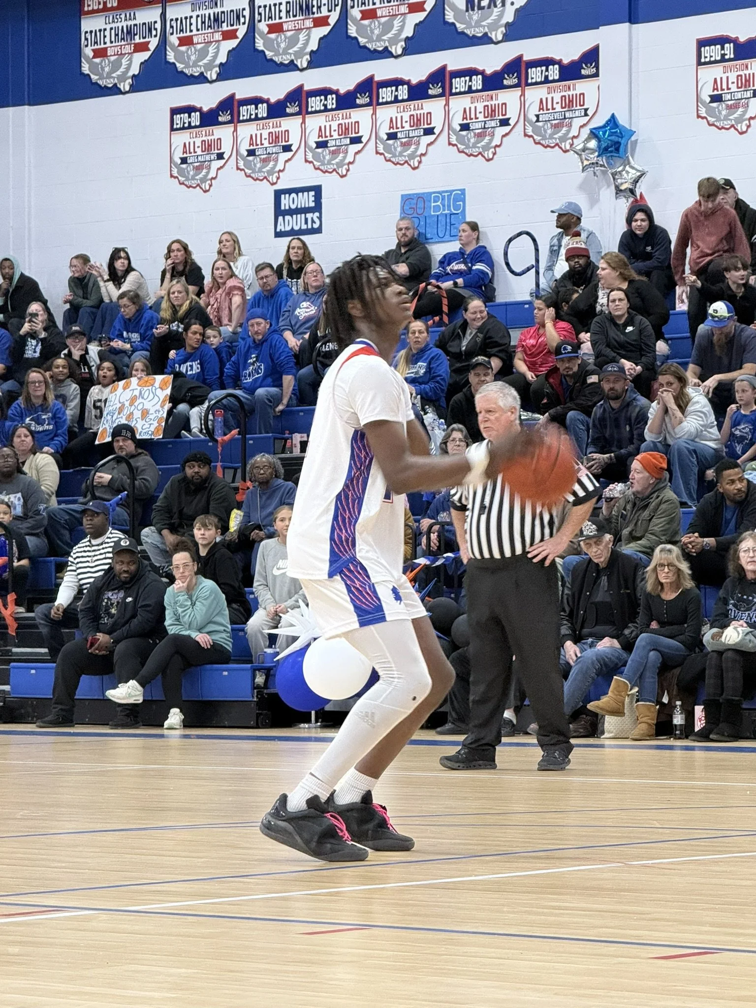 Ross Eclipses 1,000 Points in Ravens 67-47 Victory Over Field