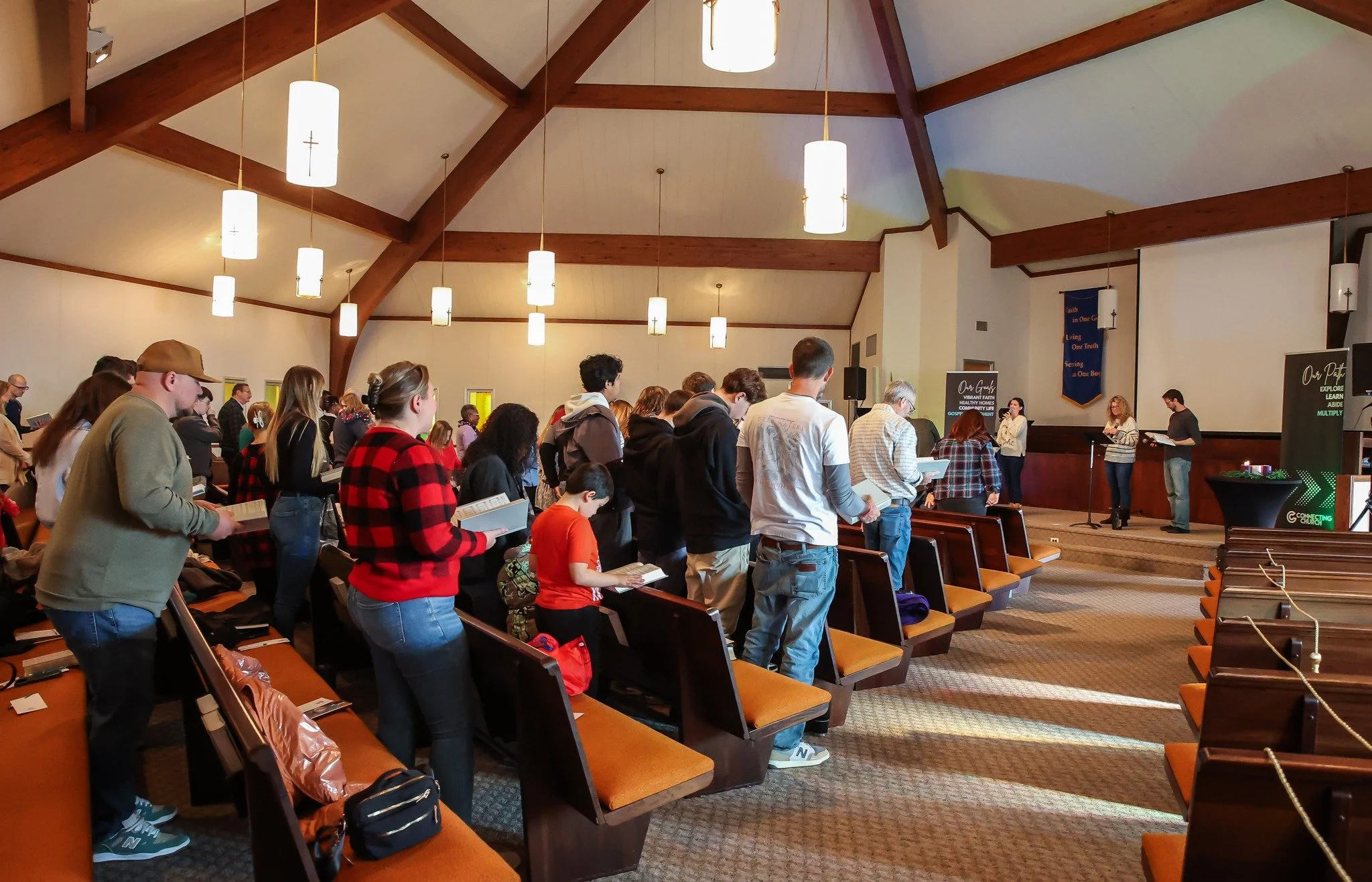 ⏪ Sunday Recap ⏪

This last Sunday was our Carols &amp; Cookie kick off to the advent season. From opening our hymnals and lifting our voices with classic Christmas carols to gathering afterward for our Christmas cookie feast, the morning felt nostal