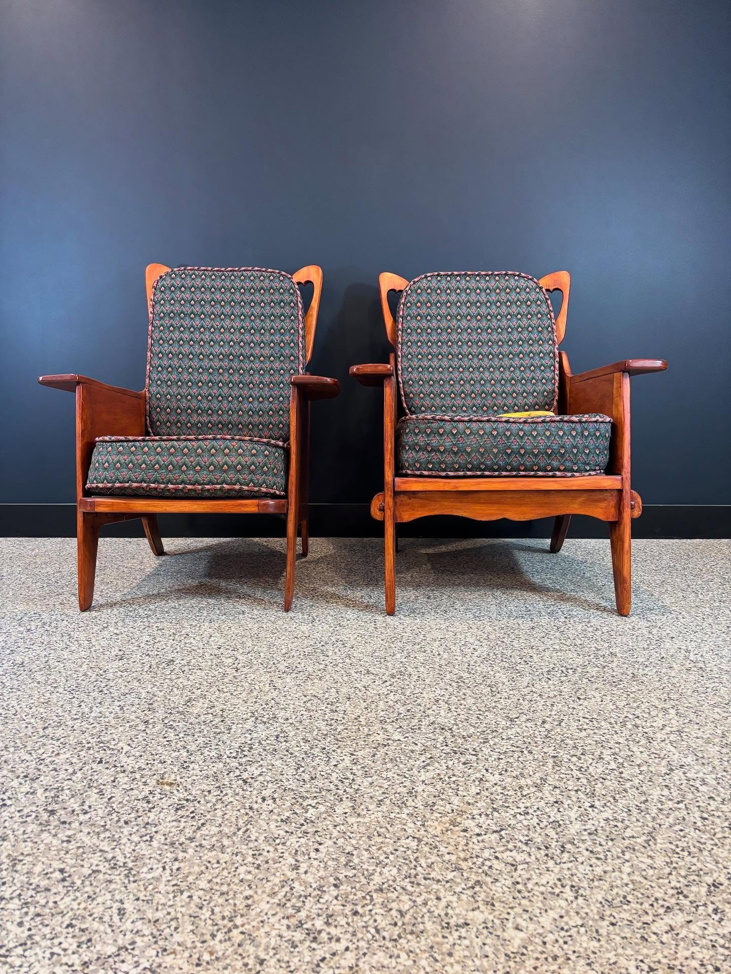 Pair of vintage 1990&rsquo;s Cushman Colonial Creations rock maple heart back slipper armchairs. ⁣
⁣
Price is for the pair. ⁣
⁣
Warm, lovely, and a little bit weird. The hearts are cool, but the profiles may be cooler. Low and cozy and pretty rare, e