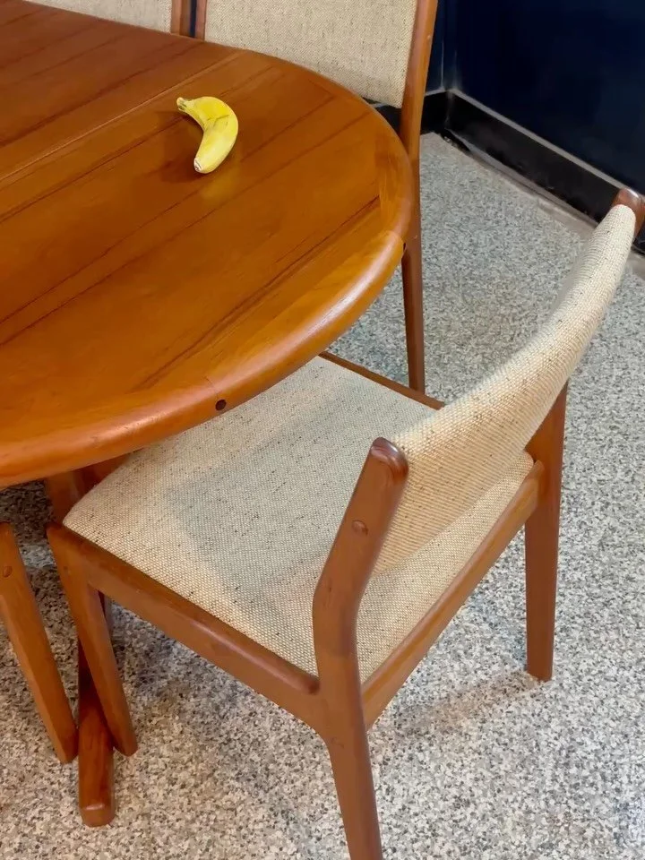 Restored vintage 1970&rsquo;s Mid Century Danish Modern D-Scan teak round expanding pedestal dining table &amp; six matching chairs.⁣
⁣
Seats a cozy six. Table has been fully restored, chairs have been cleaned up. Frames are aces, joints are tight. T