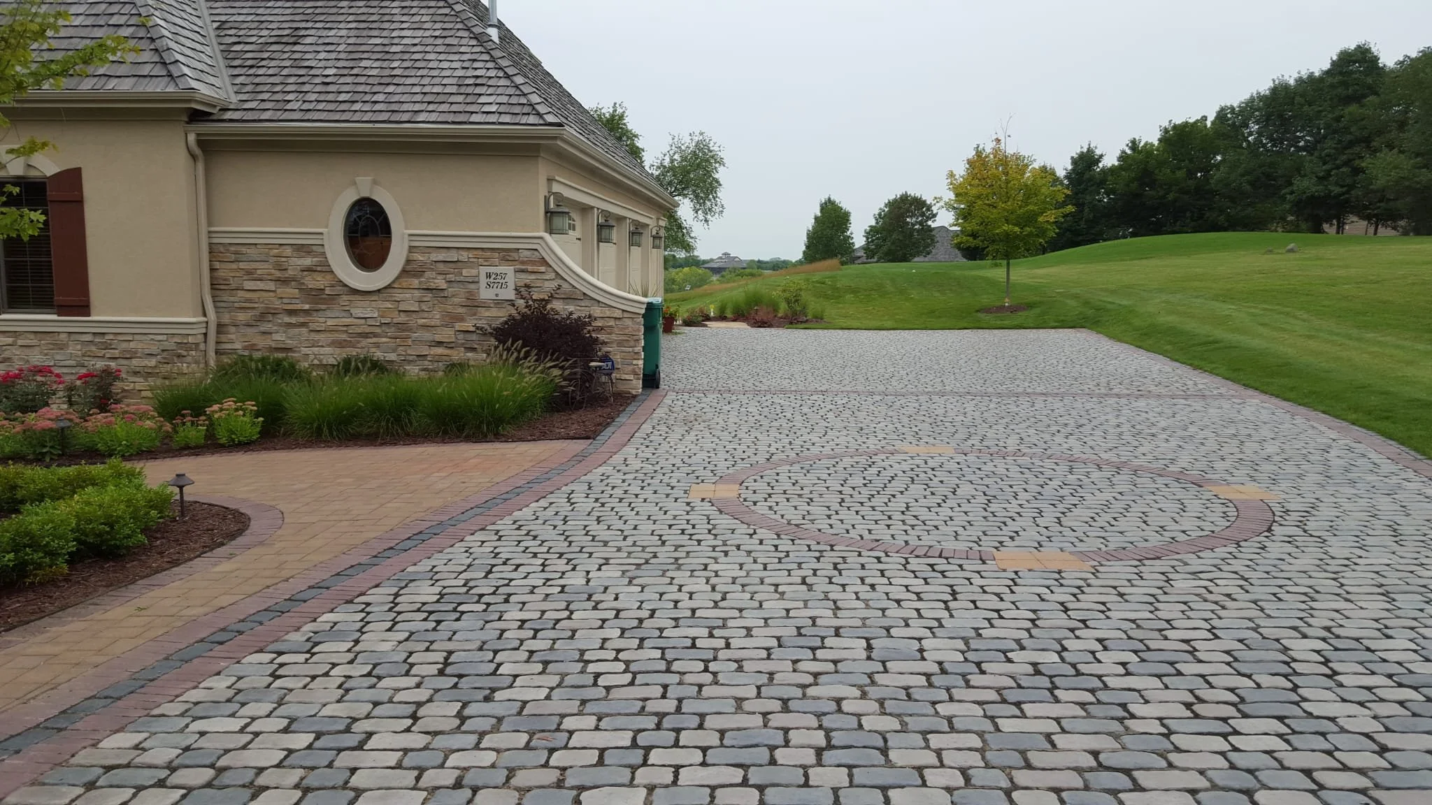 WhatsApp Image 2024-12-12 at 08.54.24_643cfead.jpg