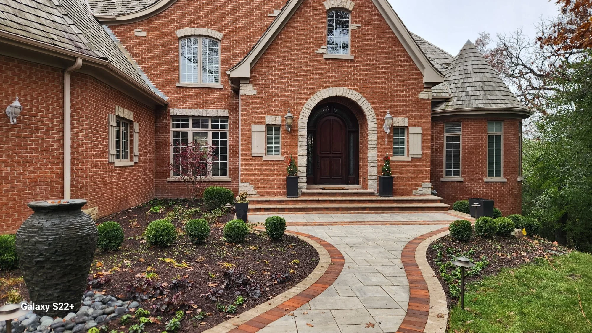 WhatsApp Image 2023-11-30 at 08.54.09_26bd6be1.jpg