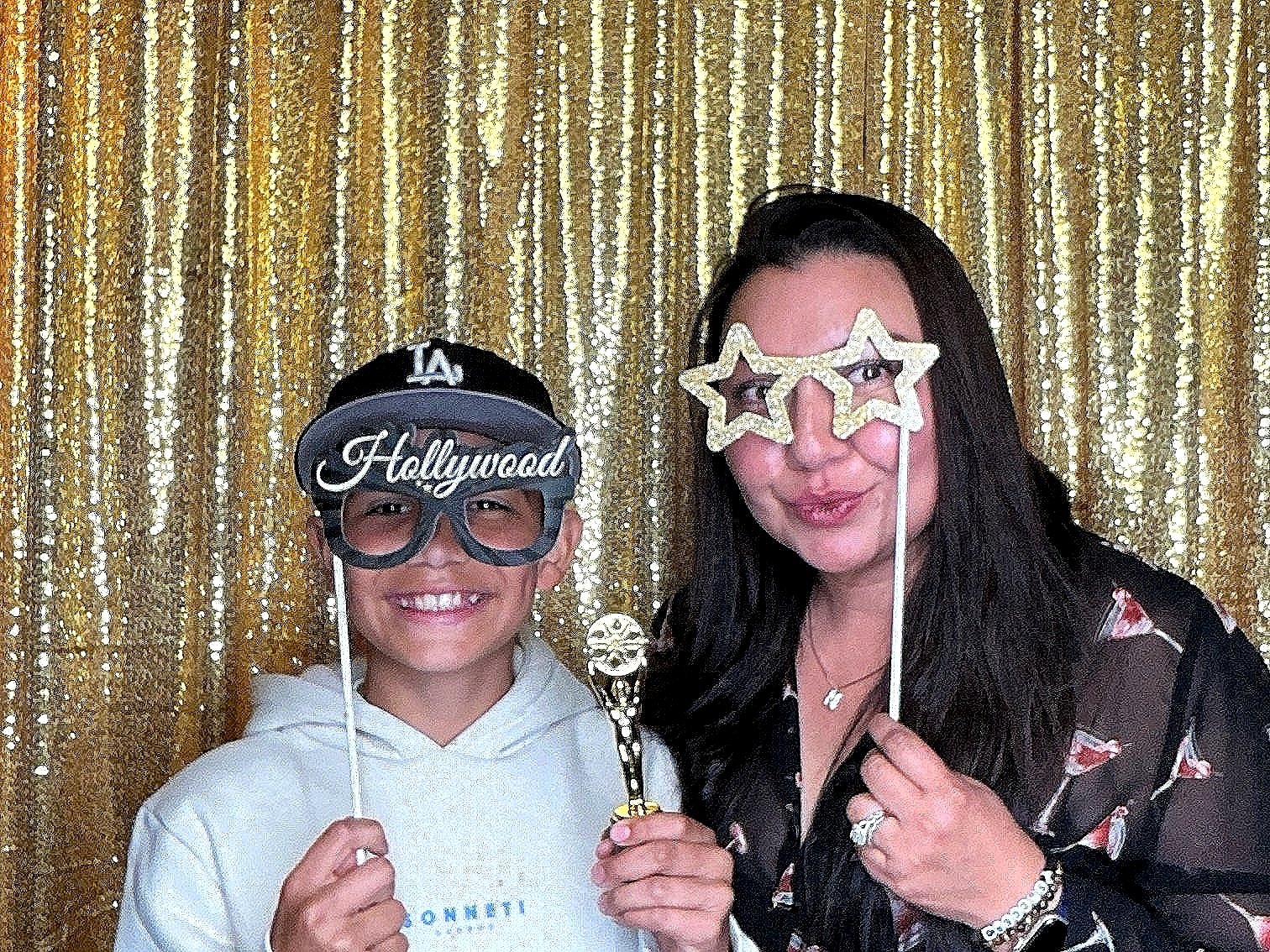 2025_Oscars_Watch_Party_photo_6.jpg