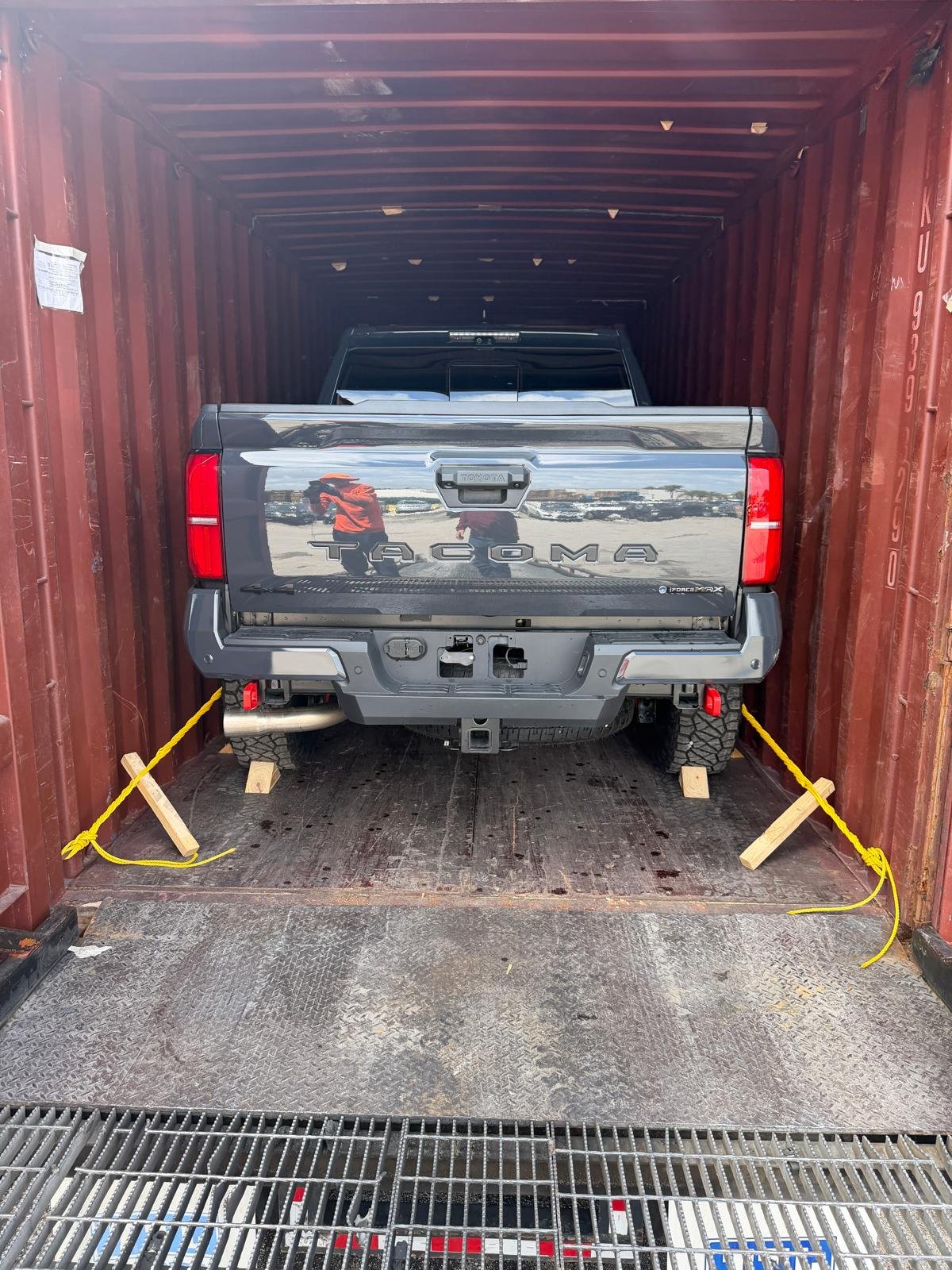 CARS AND SUV CONTAINER SHIPPING FROM USA TO EL SALVADOR