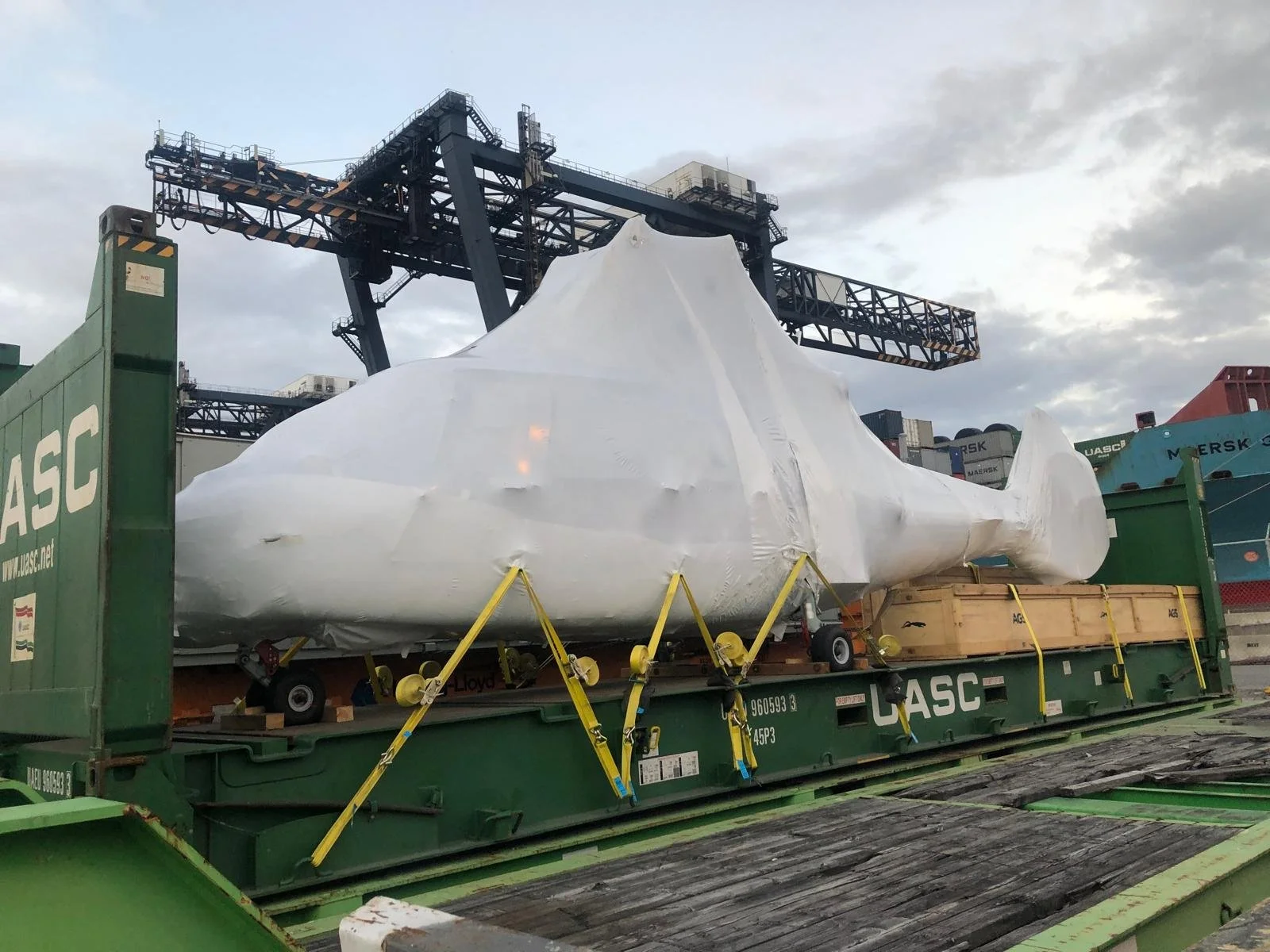 Flat Rack Shipping Services | Oversized Cargo Transport — ROYAL ...