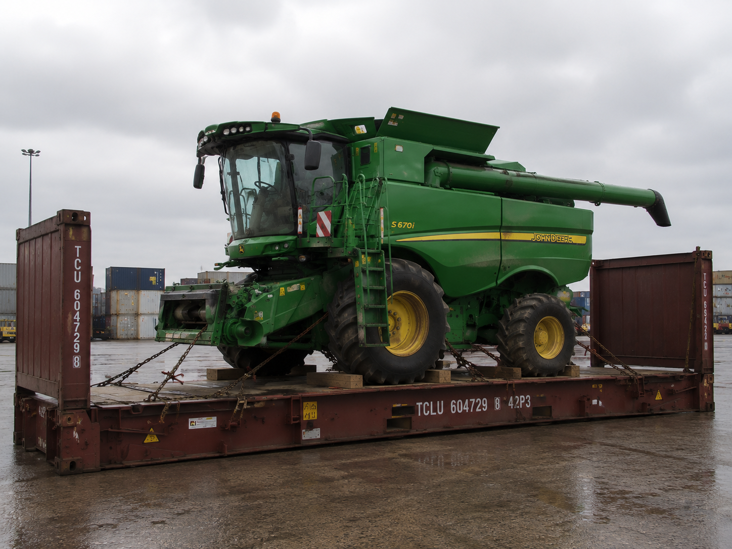Heavy machinery shipping from the USA to Argentina, including combine harvesters, agricultural equipment, tractors, and farm machinery delivered to Buenos Aires, Rosario, and major agricultural regions.