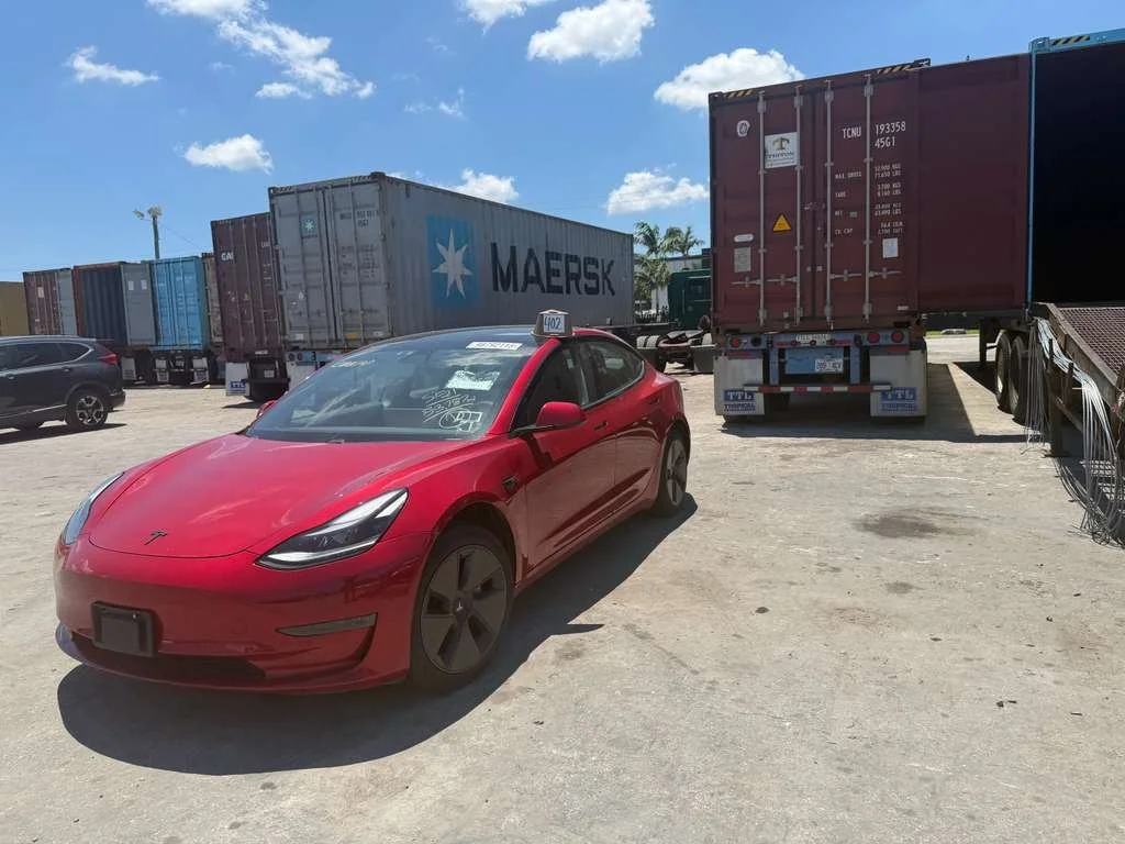 Electric vehicle prepared for export shipping to Honduras