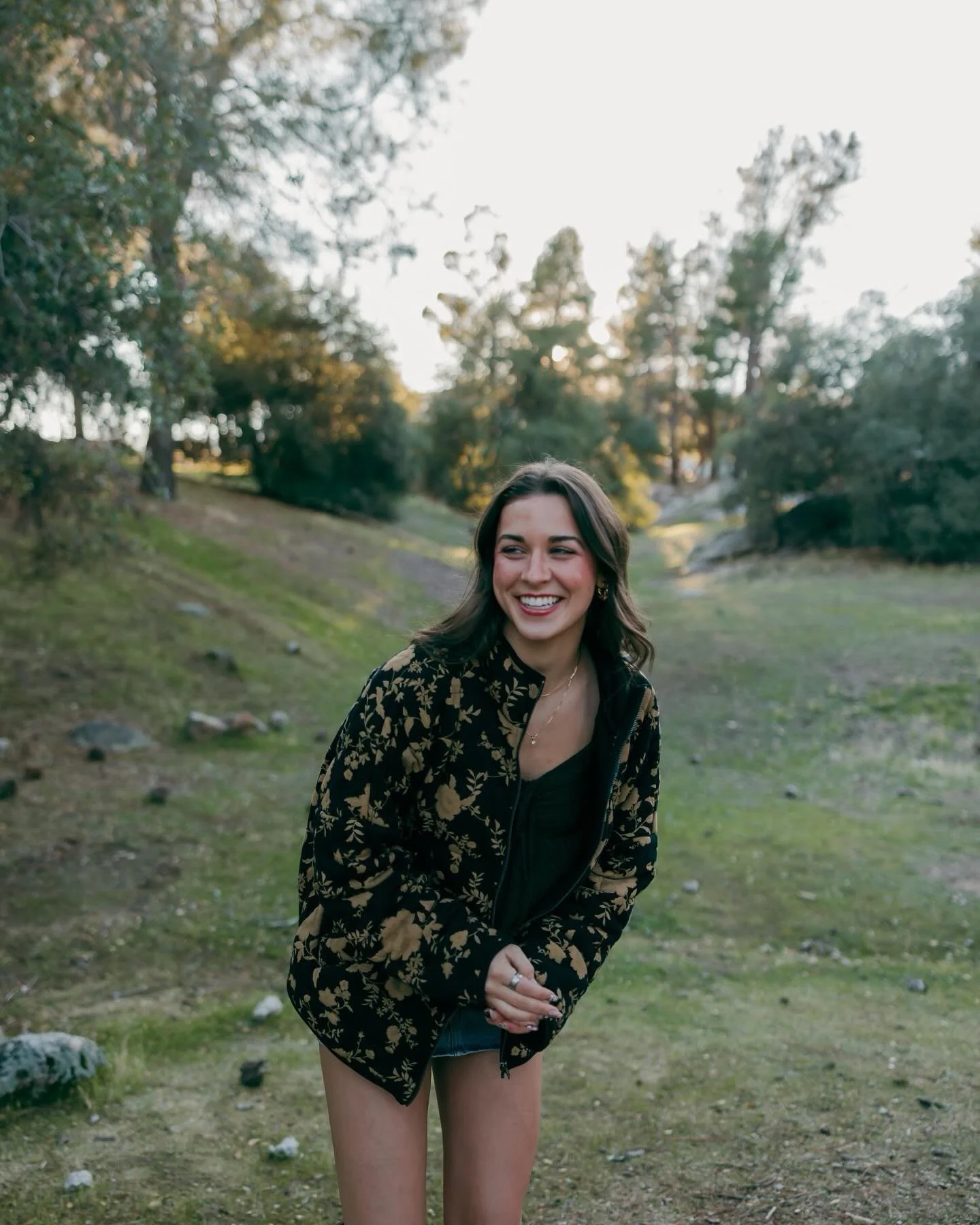 senior pics for Jynna !! 🤍🎞️🌟❣️