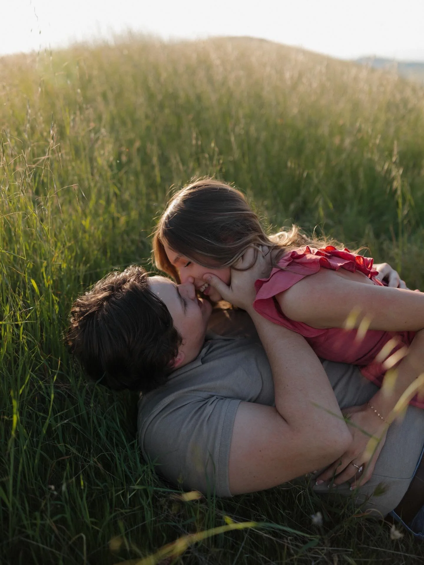 44 days till these two get hitched !! 〰️