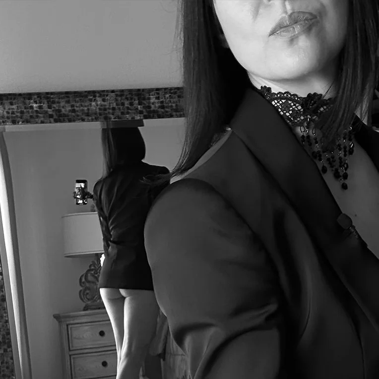 how to take a selfie boudoir at home