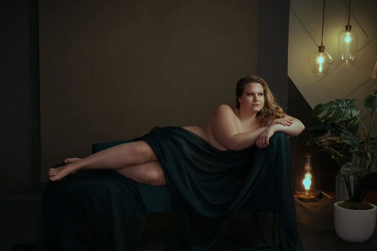 Plus Size Boudoir Styling Guide