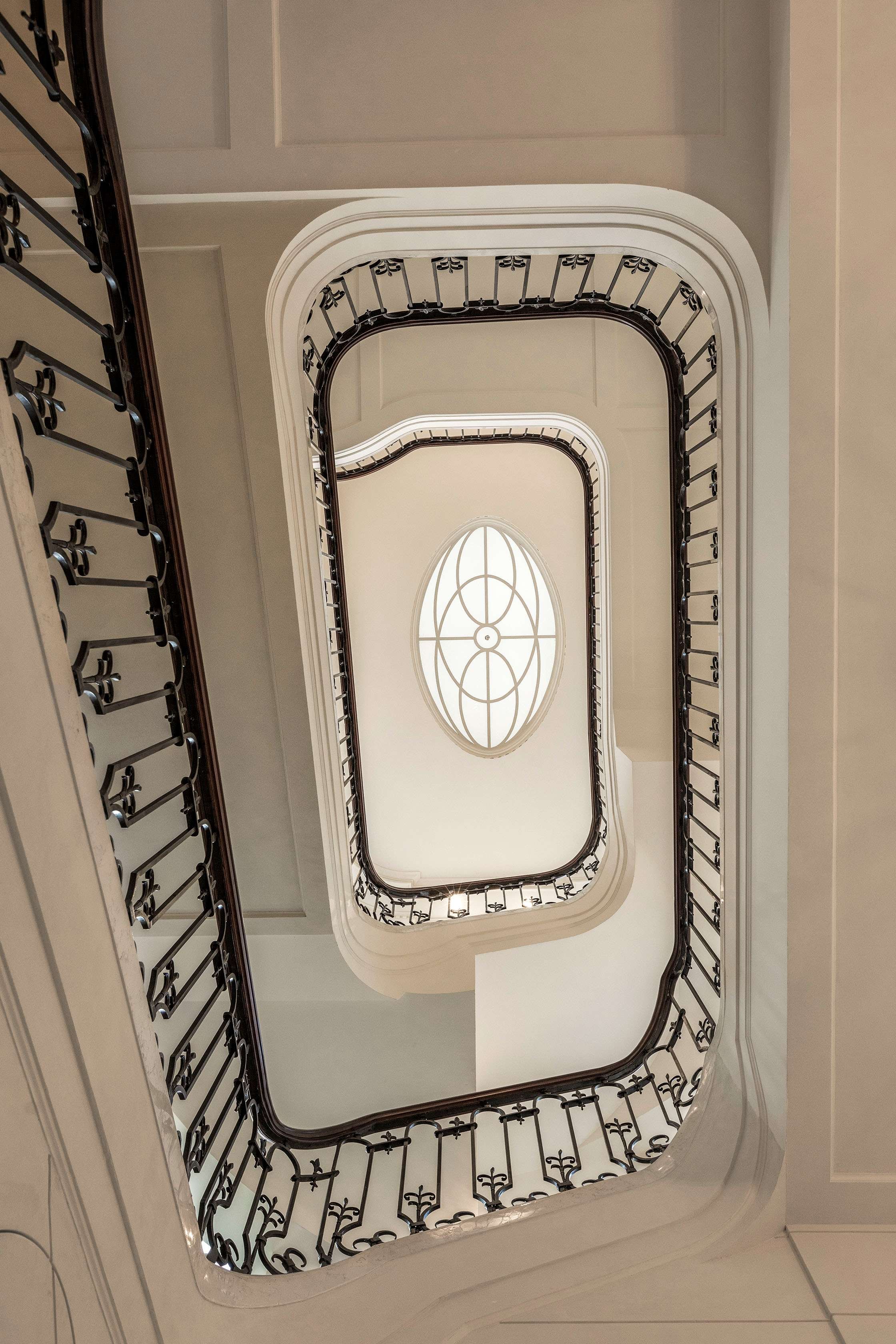 Staircase1.jpg