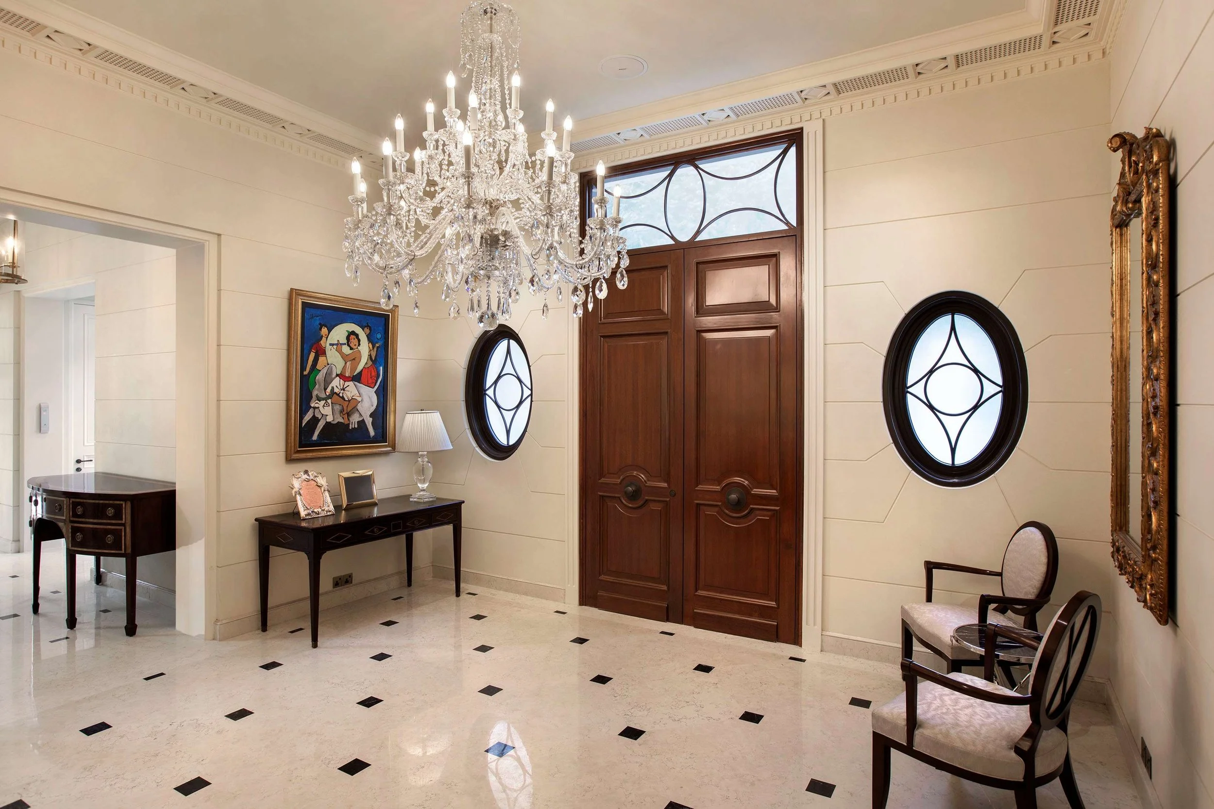 Lobby1.jpg