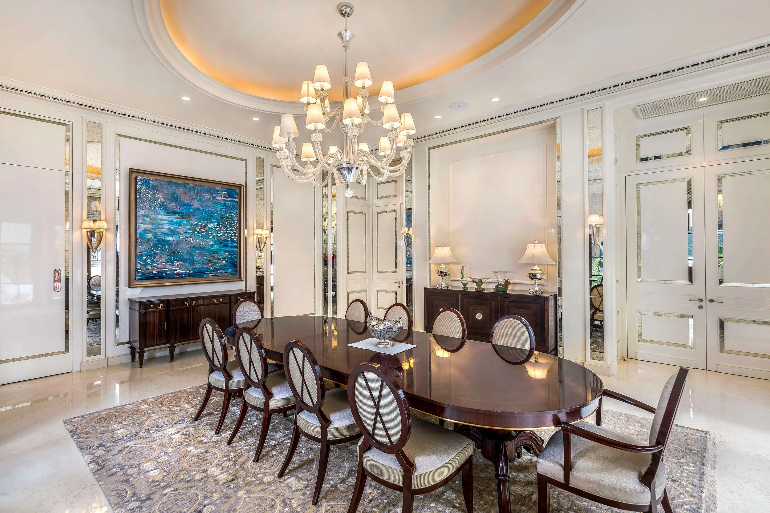 DiningRoom2.jpg