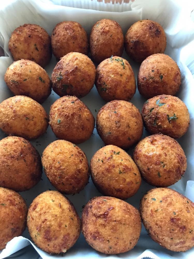 Cheesy arancini